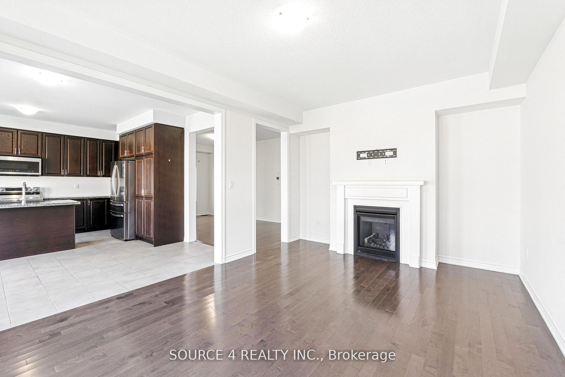 Photo 18 of 376 Danny Wheeler Boulevard, Georgina, Keswick North — HOMEH