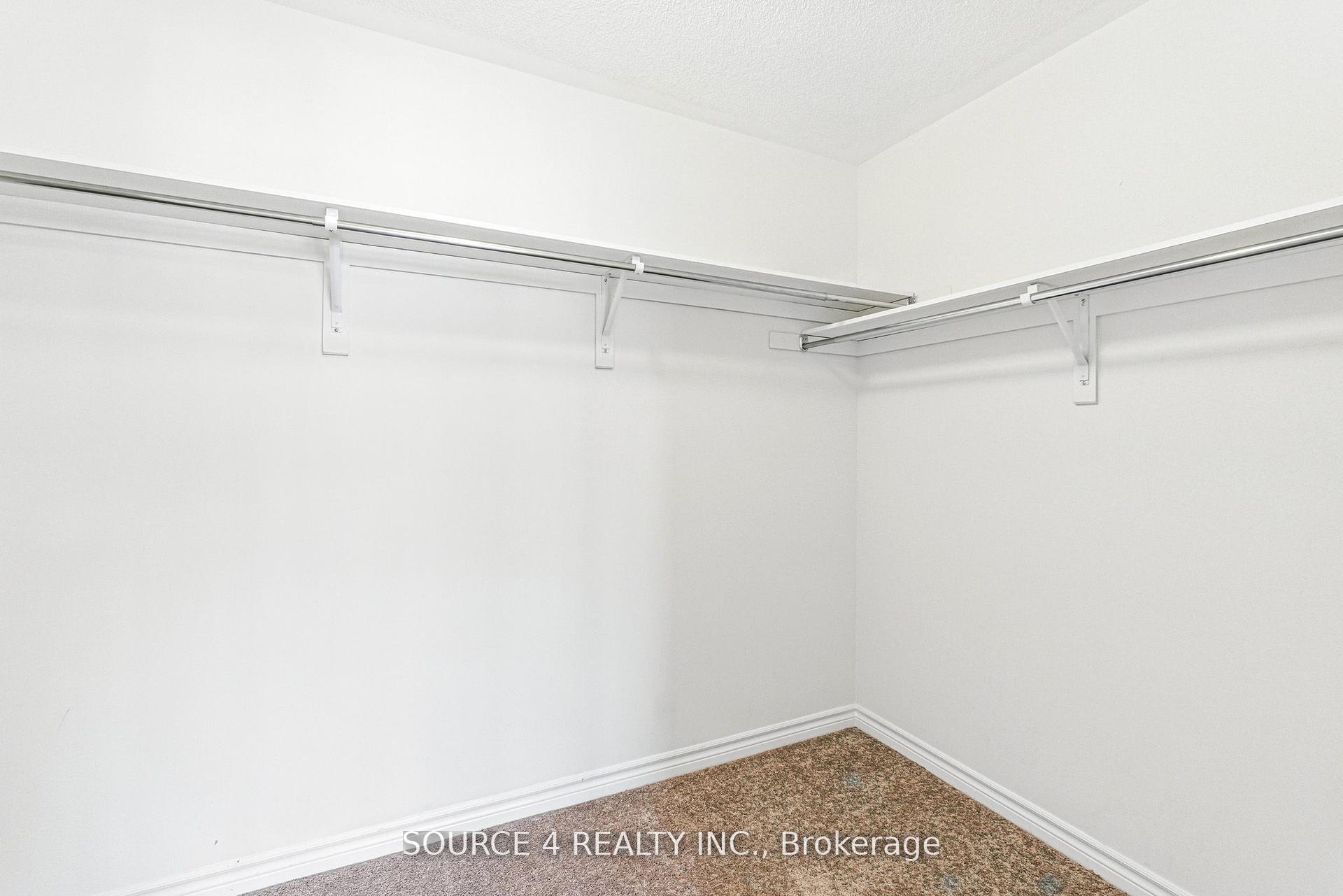Photo 23 of 376 Danny Wheeler Boulevard, Georgina, Keswick North — HOMEH