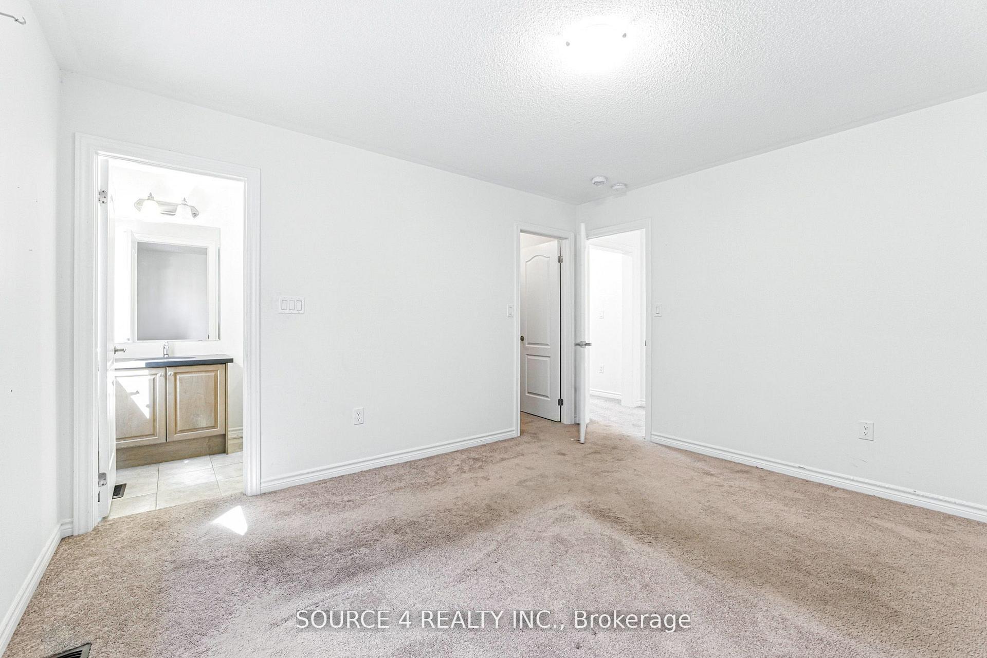 Photo 27 of 376 Danny Wheeler Boulevard, Georgina, Keswick North — HOMEH