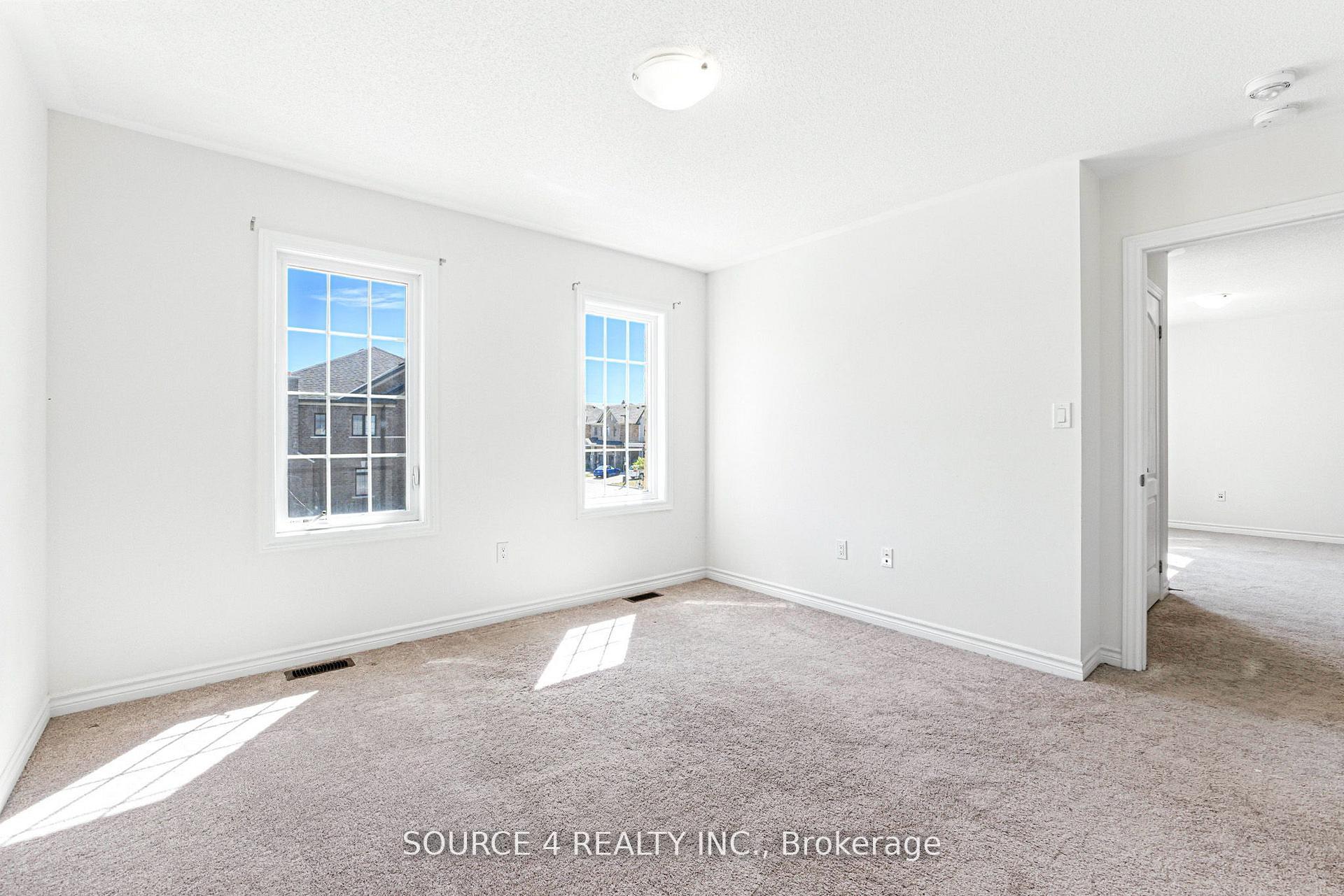 Photo 33 of 376 Danny Wheeler Boulevard, Georgina, Keswick North — HOMEH