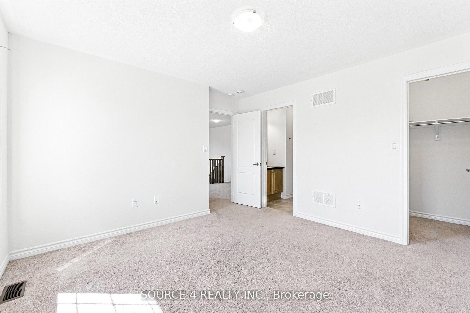 Photo 34 of 376 Danny Wheeler Boulevard, Georgina, Keswick North — HOMEH