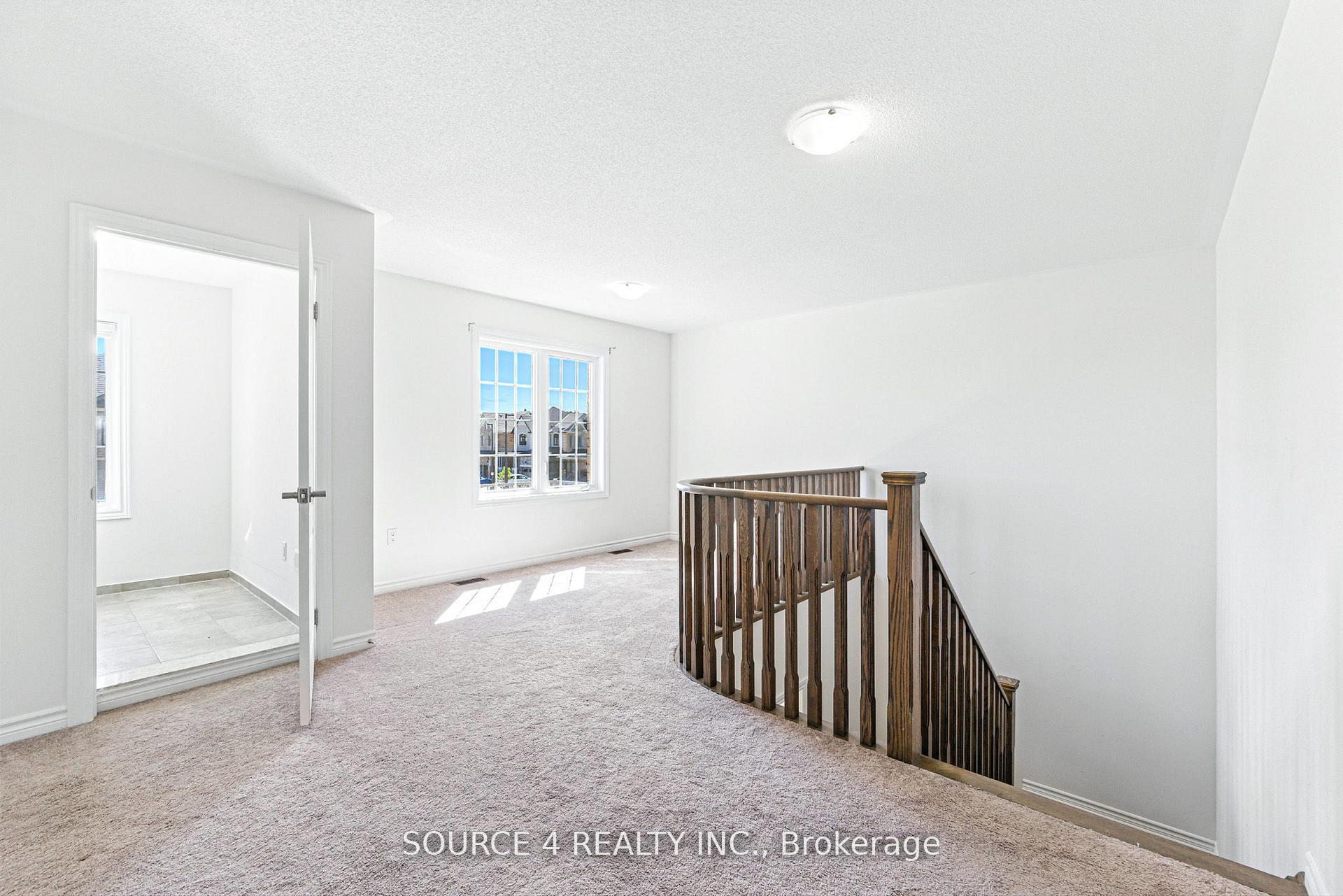 Photo 35 of 376 Danny Wheeler Boulevard, Georgina, Keswick North — HOMEH