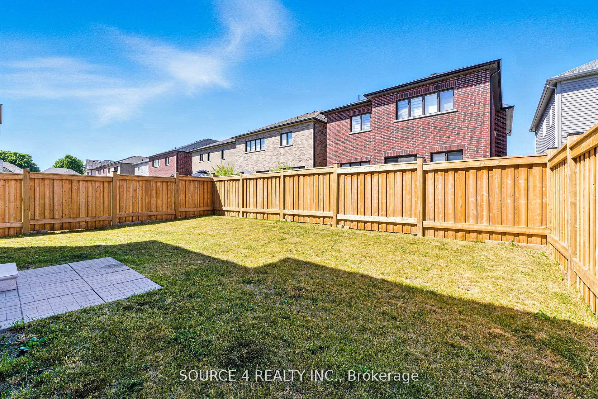 Photo 39 of 376 Danny Wheeler Boulevard, Georgina, Keswick North — HOMEH