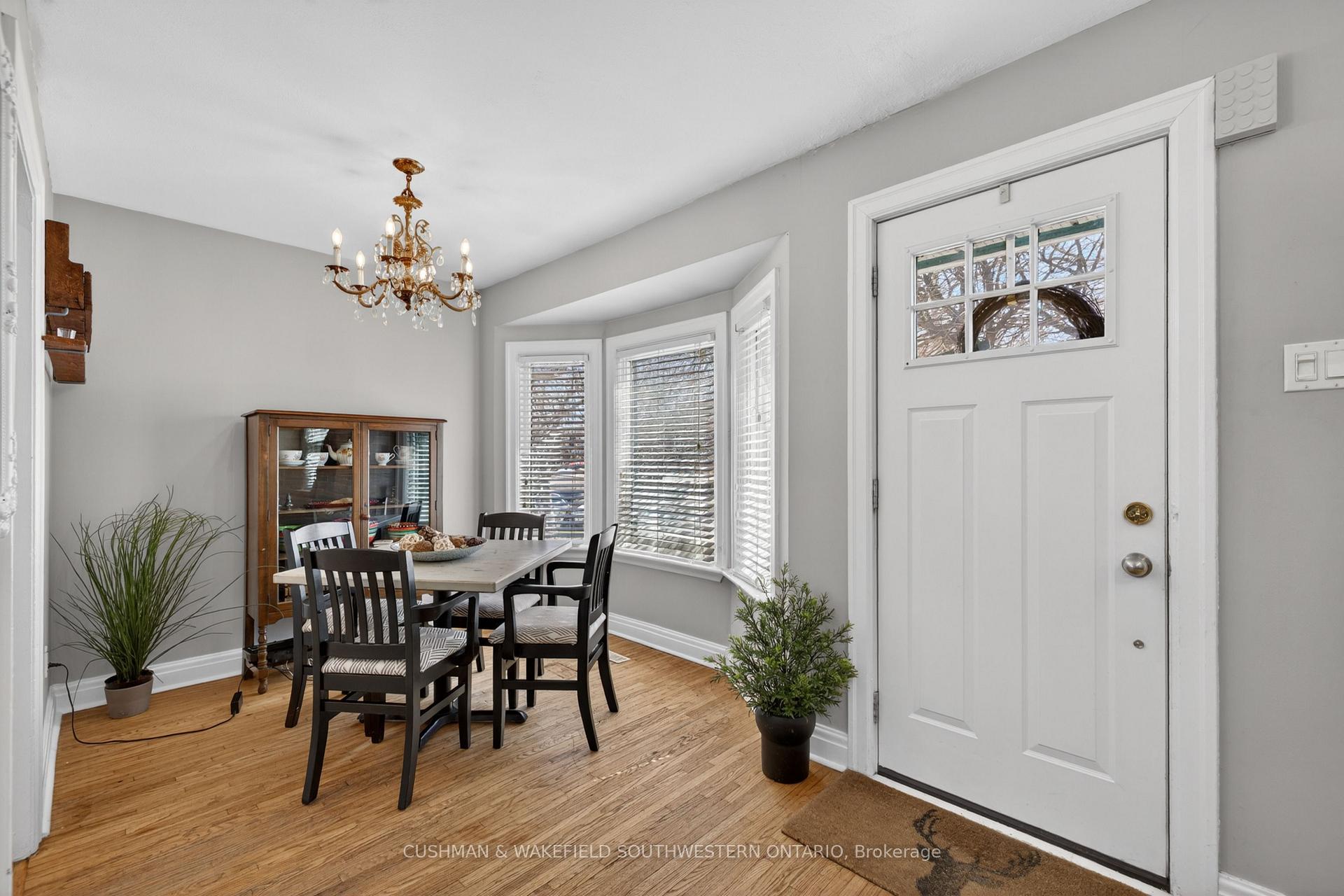 Photo 11 of 56 Thomas Janes Drive, London, South G — HOMEH