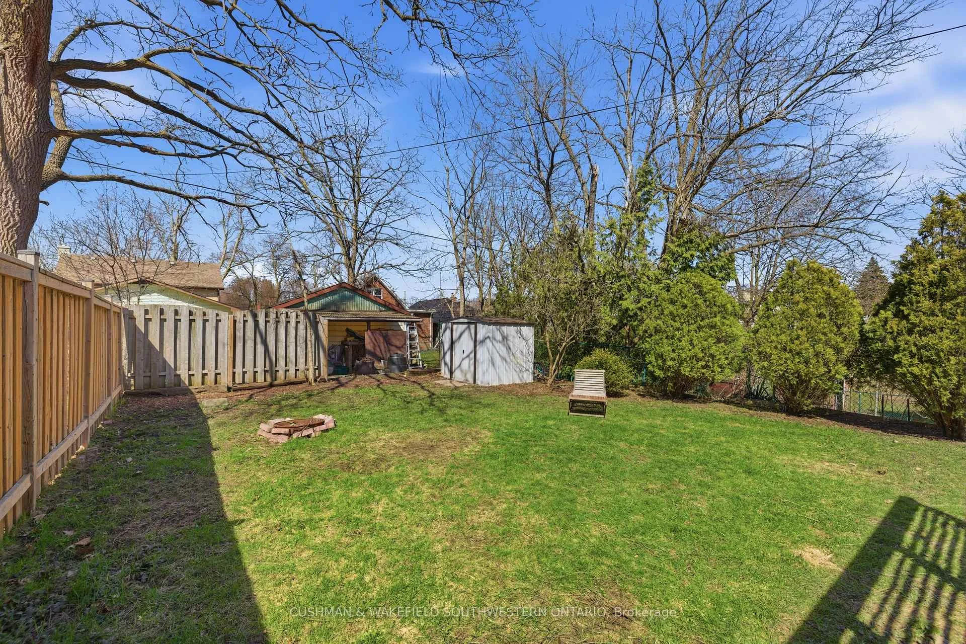 Photo 41 of 56 Thomas Janes Drive, London, South G — HOMEH