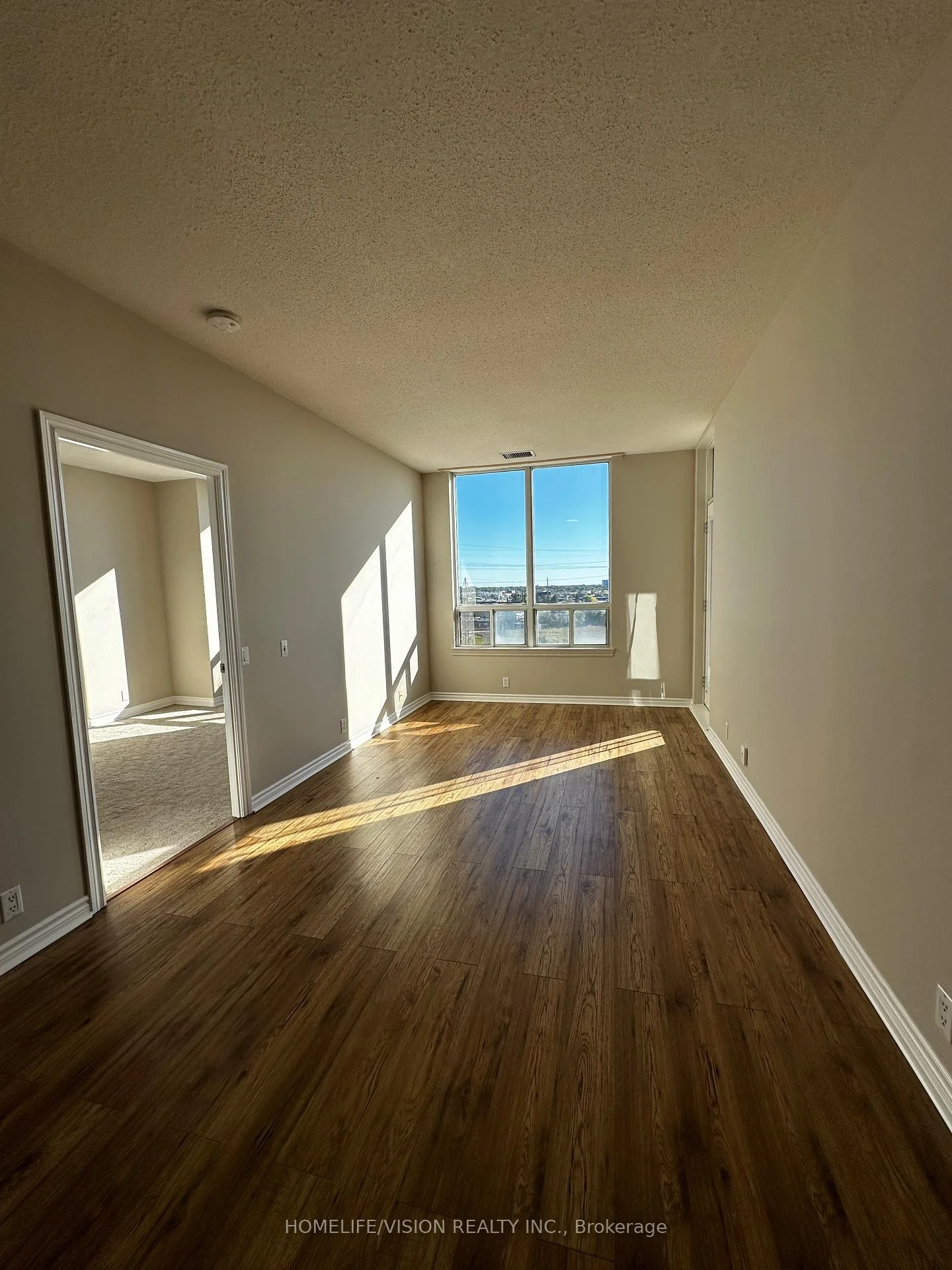 Front of Unit Ph7, 1720 Eglinton Avenue E