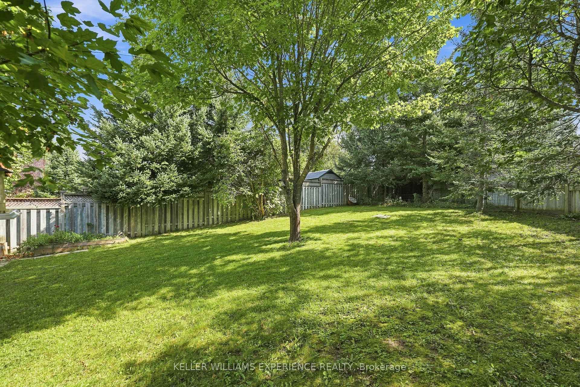 Photo 33 of 329 Esther Drive, Barrie, Painswick South — HOMEH