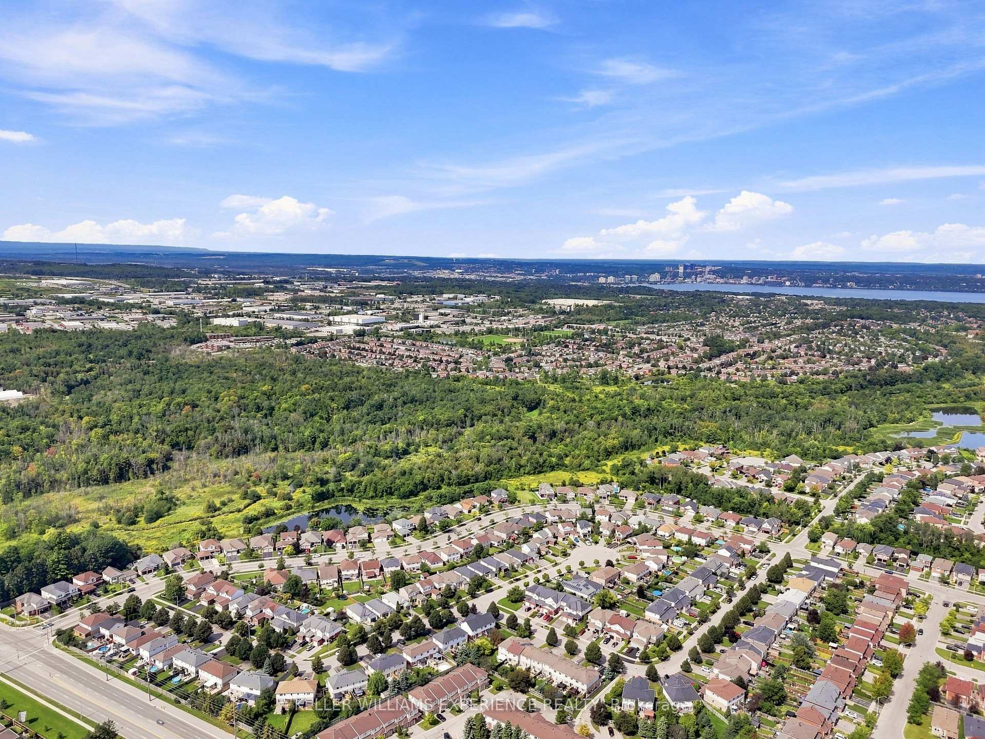 Photo 38 of 329 Esther Drive, Barrie, Painswick South — HOMEH