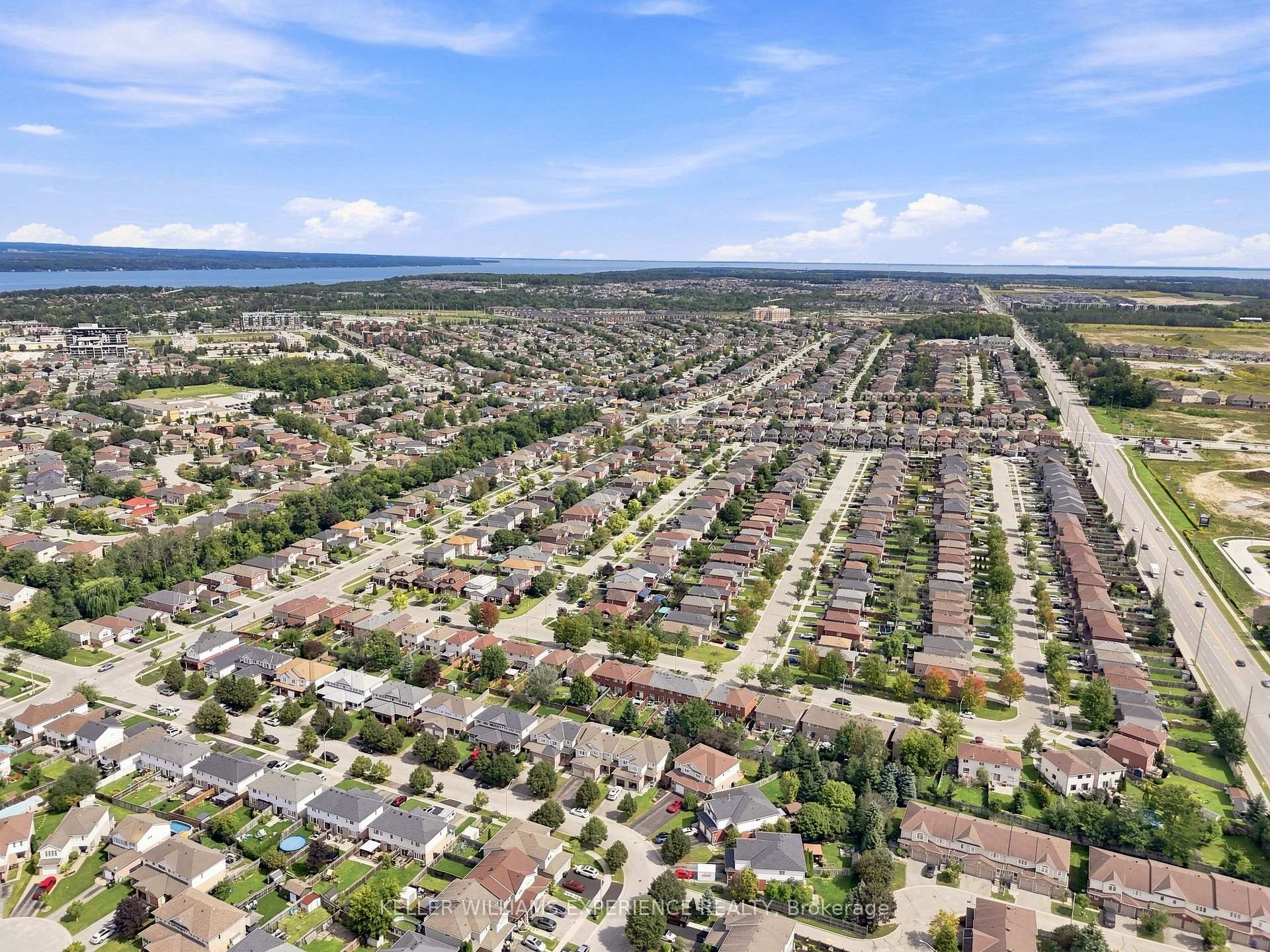 Photo 39 of 329 Esther Drive, Barrie, Painswick South — HOMEH