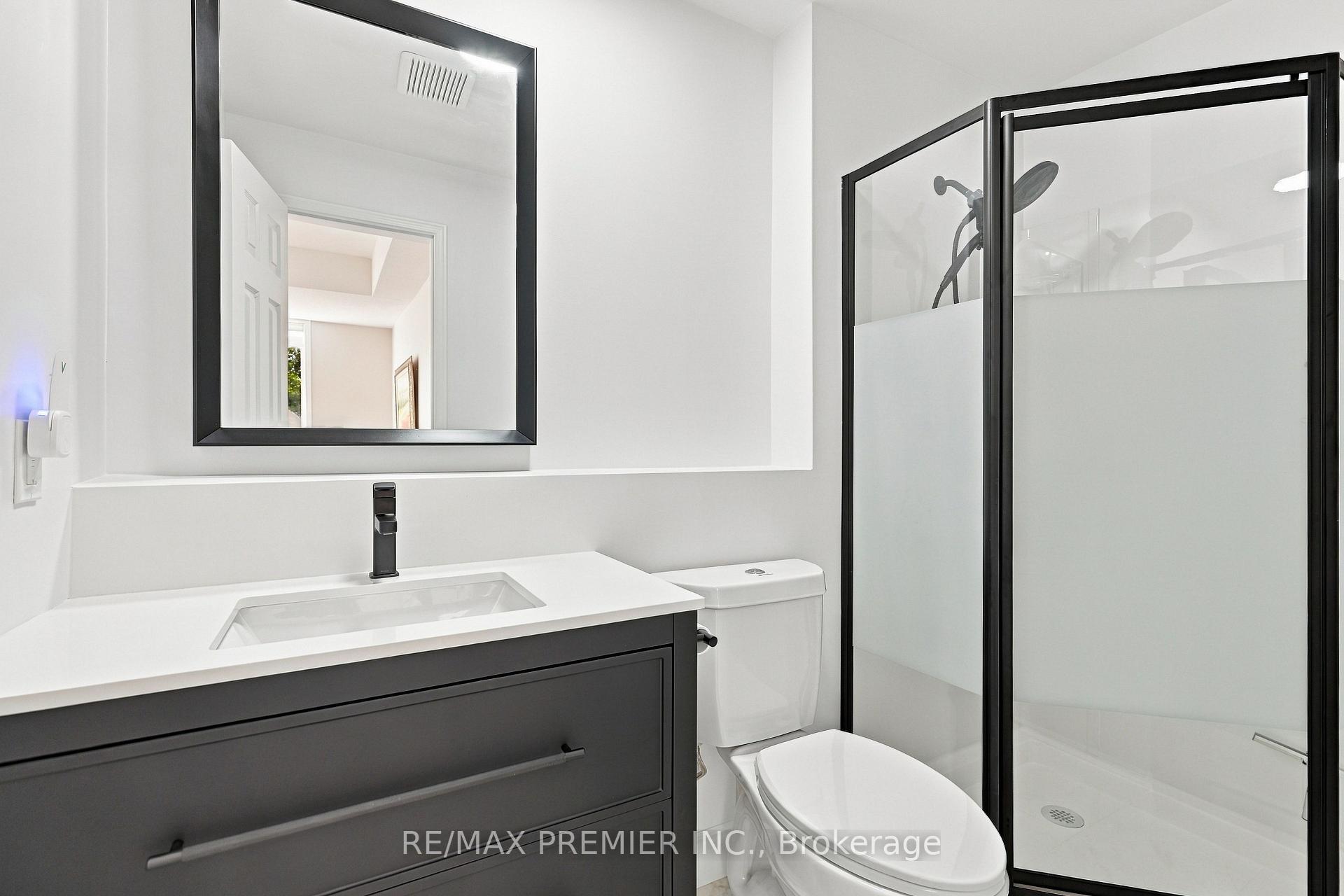 Photo 27 of 54 Hersey Crescent N, Barrie, Holly — HOMEH