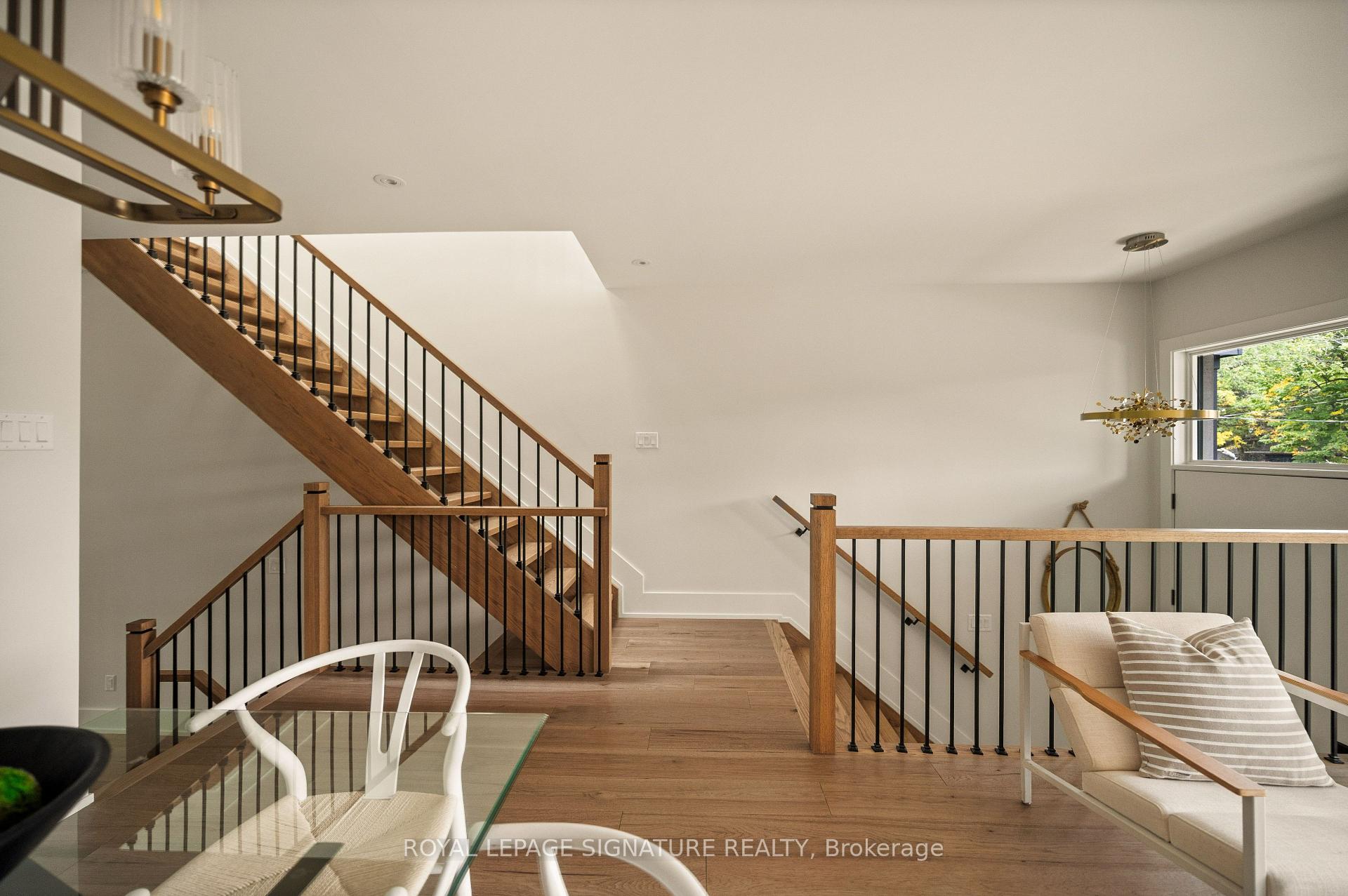 Photo 21 of 62 Ash Crescent, Etobicoke, Long Branch — HOMEH