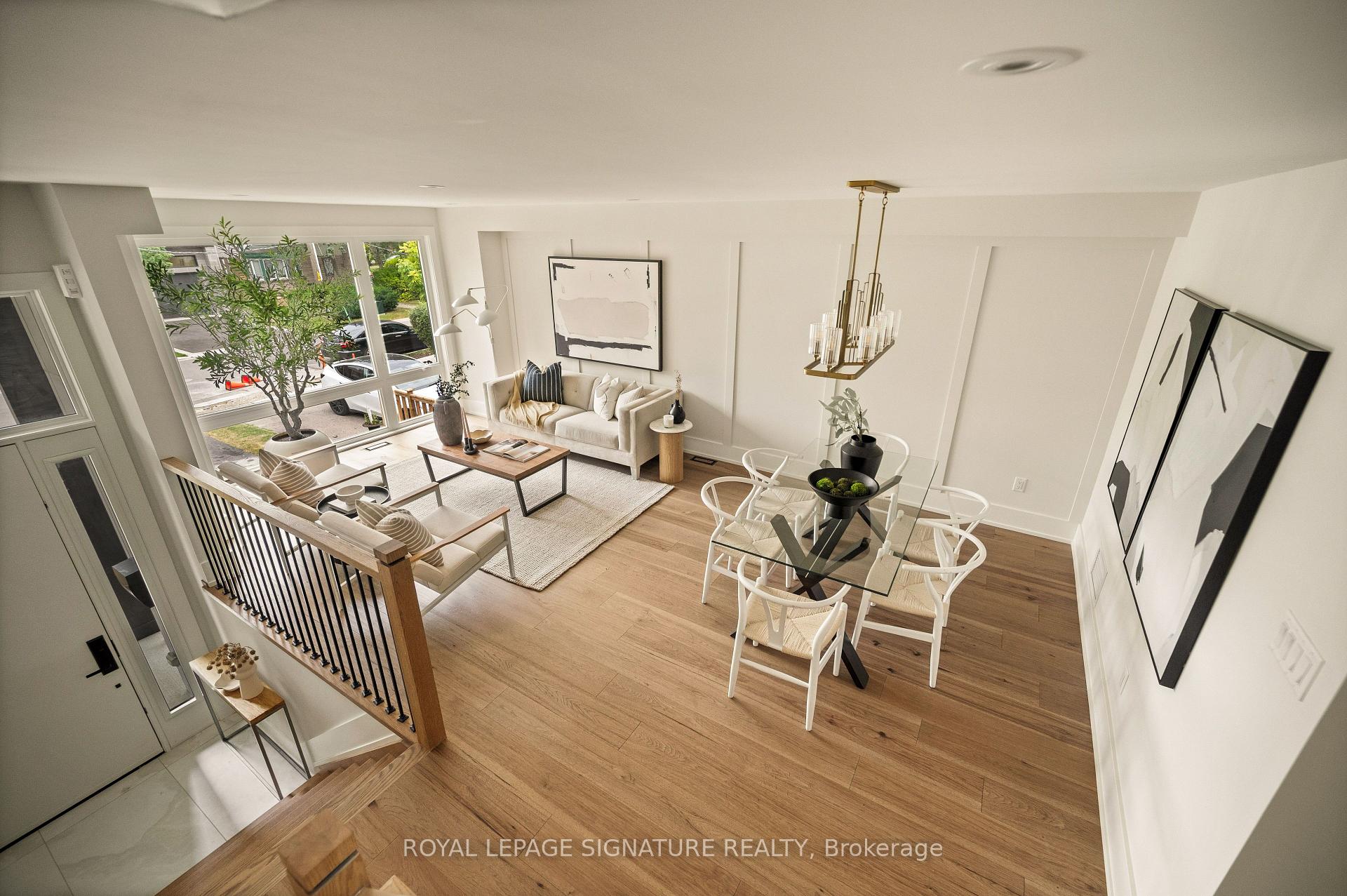 Photo 23 of 62 Ash Crescent, Etobicoke, Long Branch — HOMEH