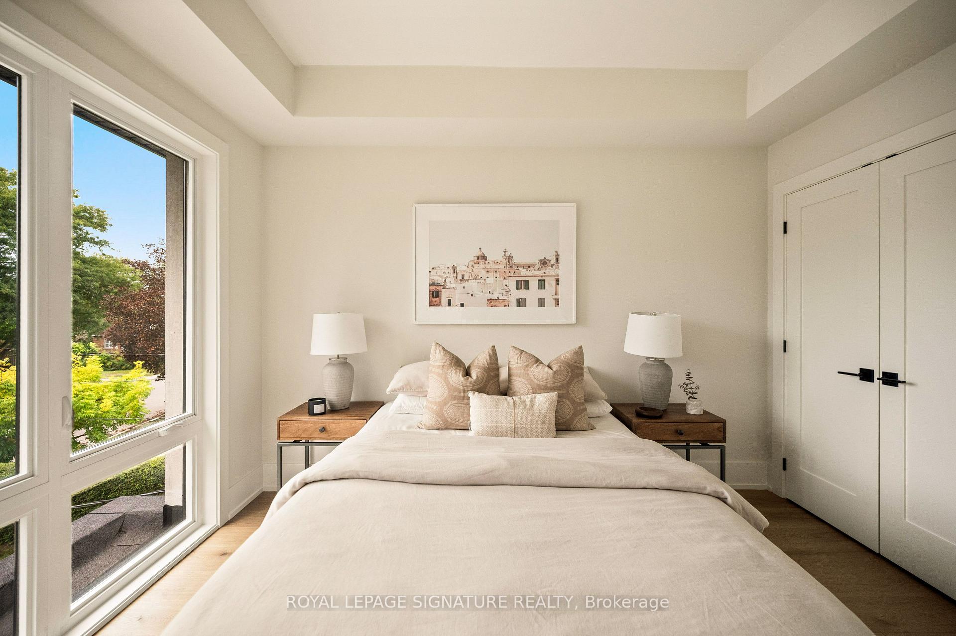 Photo 33 of 62 Ash Crescent, Etobicoke, Long Branch — HOMEH
