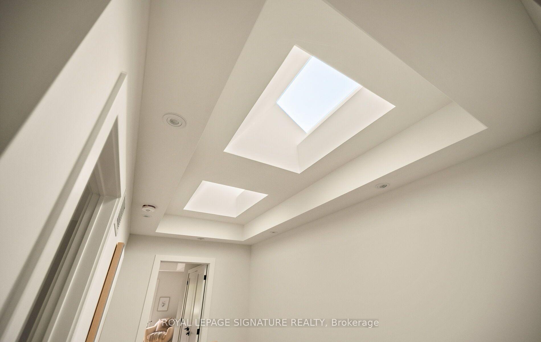 Photo 36 of 62 Ash Crescent, Etobicoke, Long Branch — HOMEH