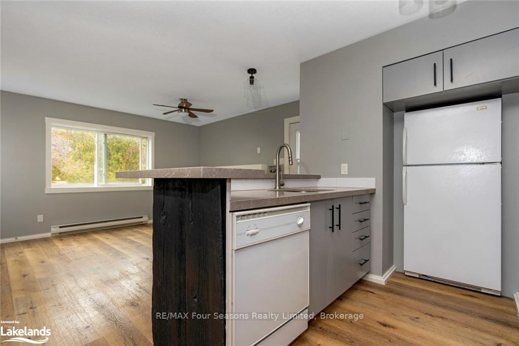 Photo 11 of Unit 73, 21 Dawson Drive, Collingwood — HOMEH