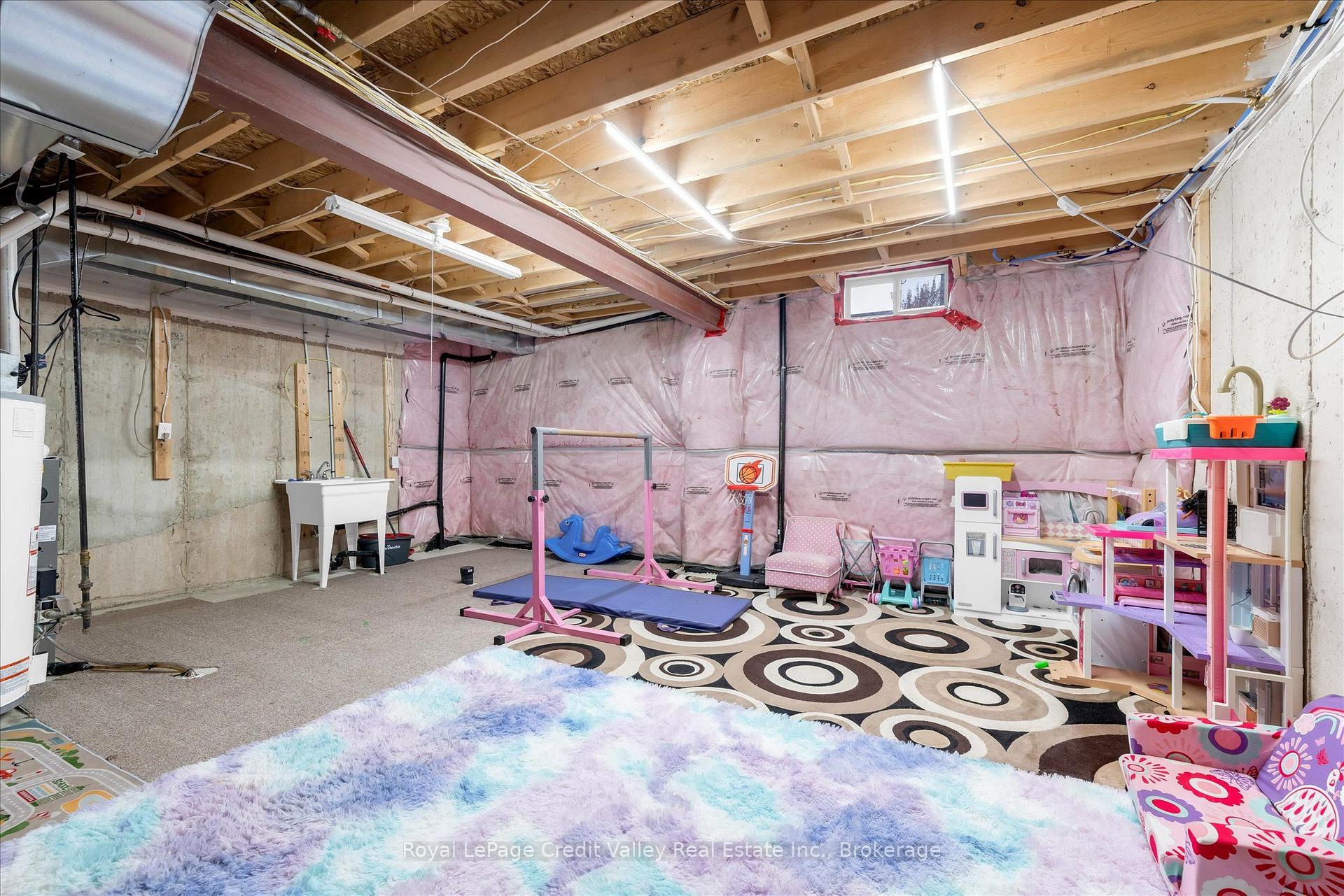 Photo 22 of Unit 6, 10 Pumpkin Pass, Hamilton, Binbrook — HOMEH