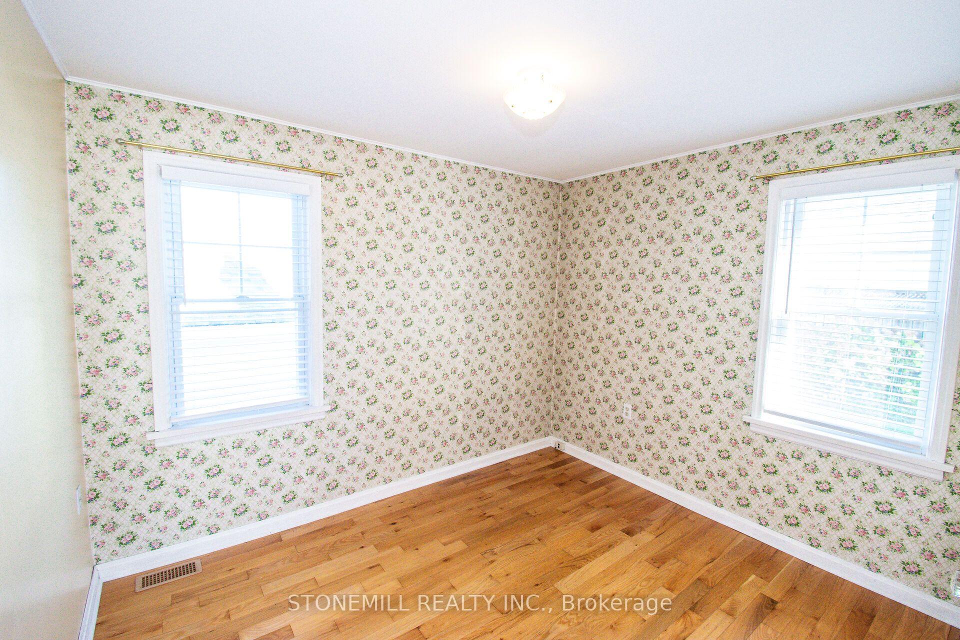 Photo 17 of 272 Carlton Street, St. Catharines, Fairview — HOMEH