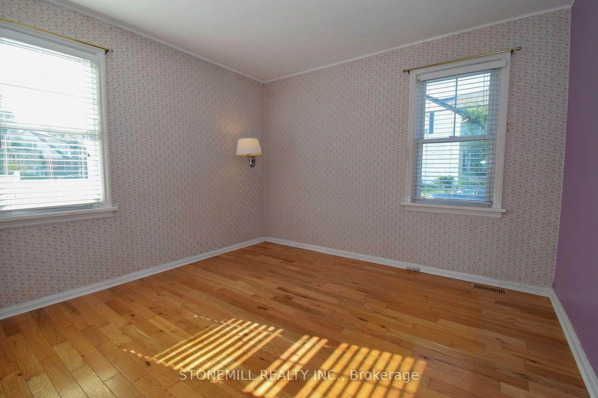 Photo 20 of 272 Carlton Street, St. Catharines, Fairview — HOMEH