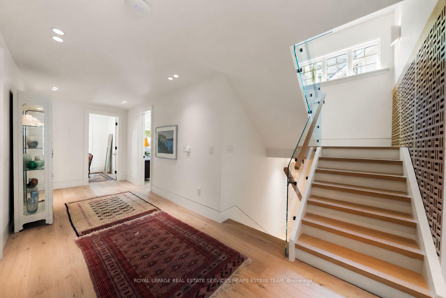 Photo 32 of 38 Edgar Avenue, Toronto, Rosedale-Moore Park — HOMEH