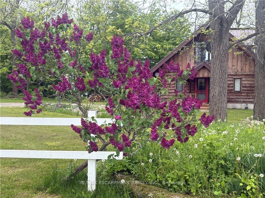 Photo 21 of 3 Upper Mohawk Point, Haldimand, Dunnville — HOMEH