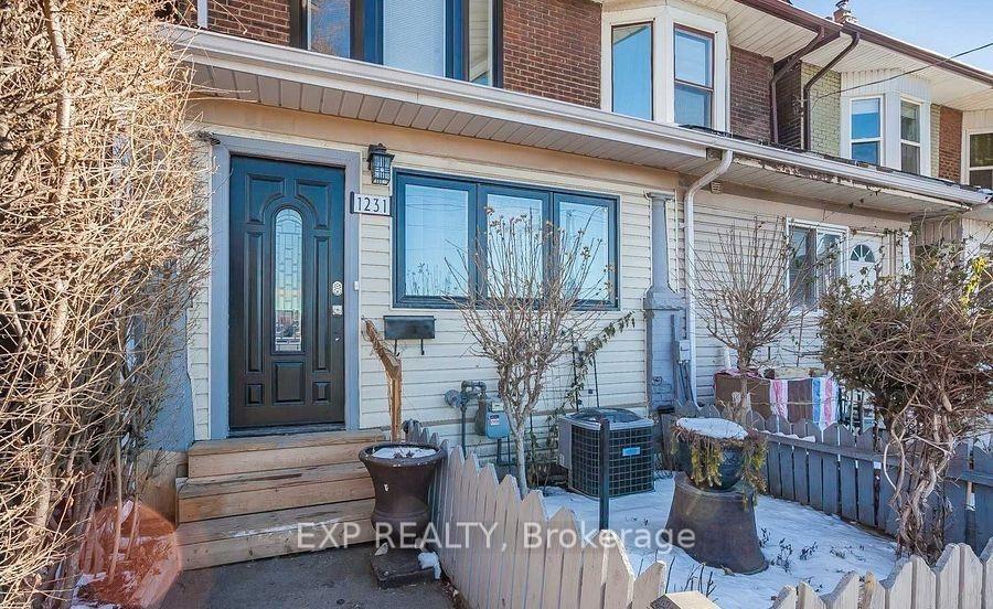 Photo of 1231 Bathurst Street