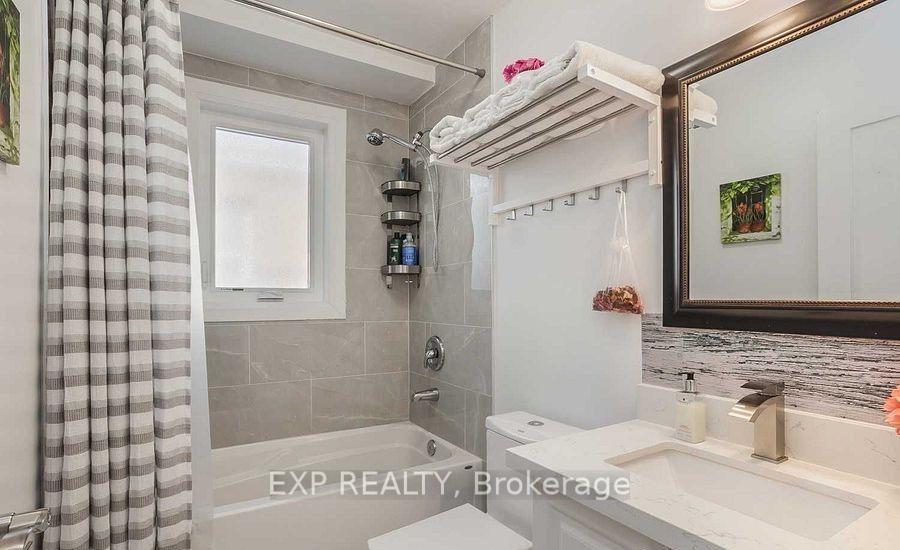 Photo 19 of 1231 Bathurst Street, Toronto, Casa Loma — HOMEH