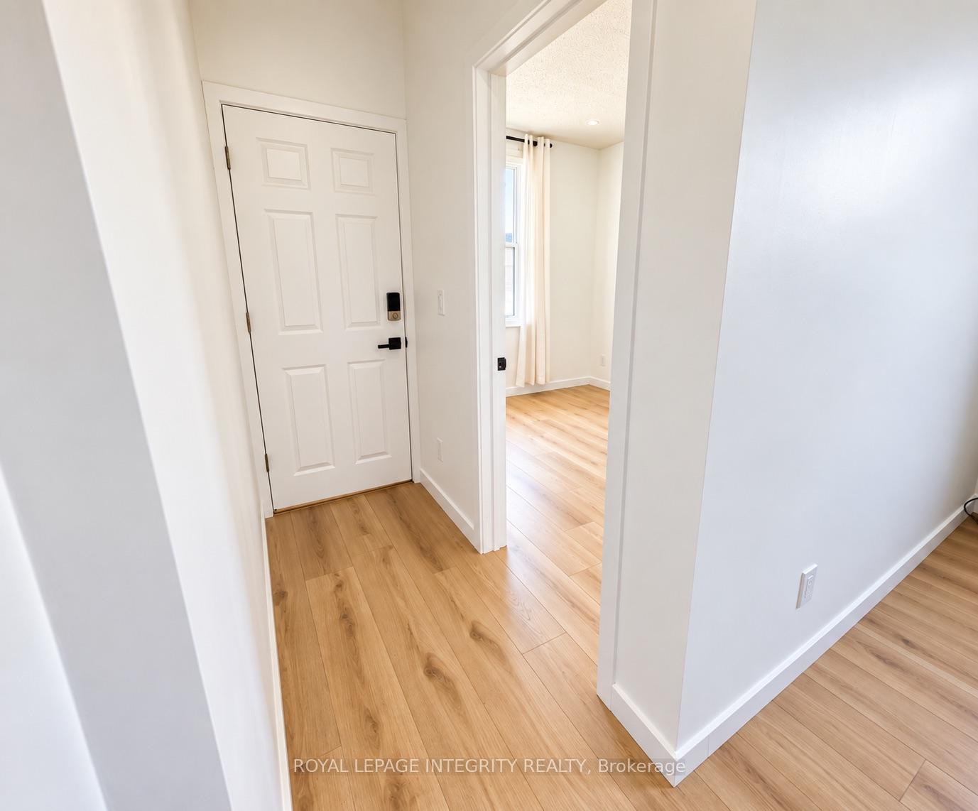 Photo 4 of 920 Gladstone Avenue, Ottawa, West Centre Town — HOMEH