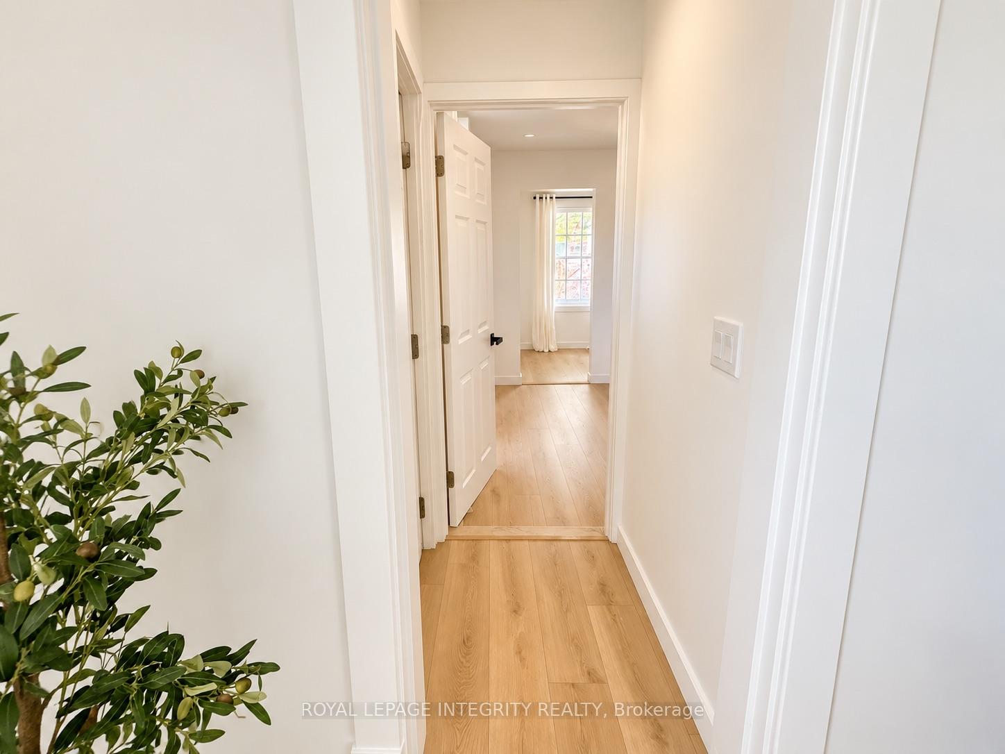 Photo 17 of 920 Gladstone Avenue, Ottawa, West Centre Town — HOMEH