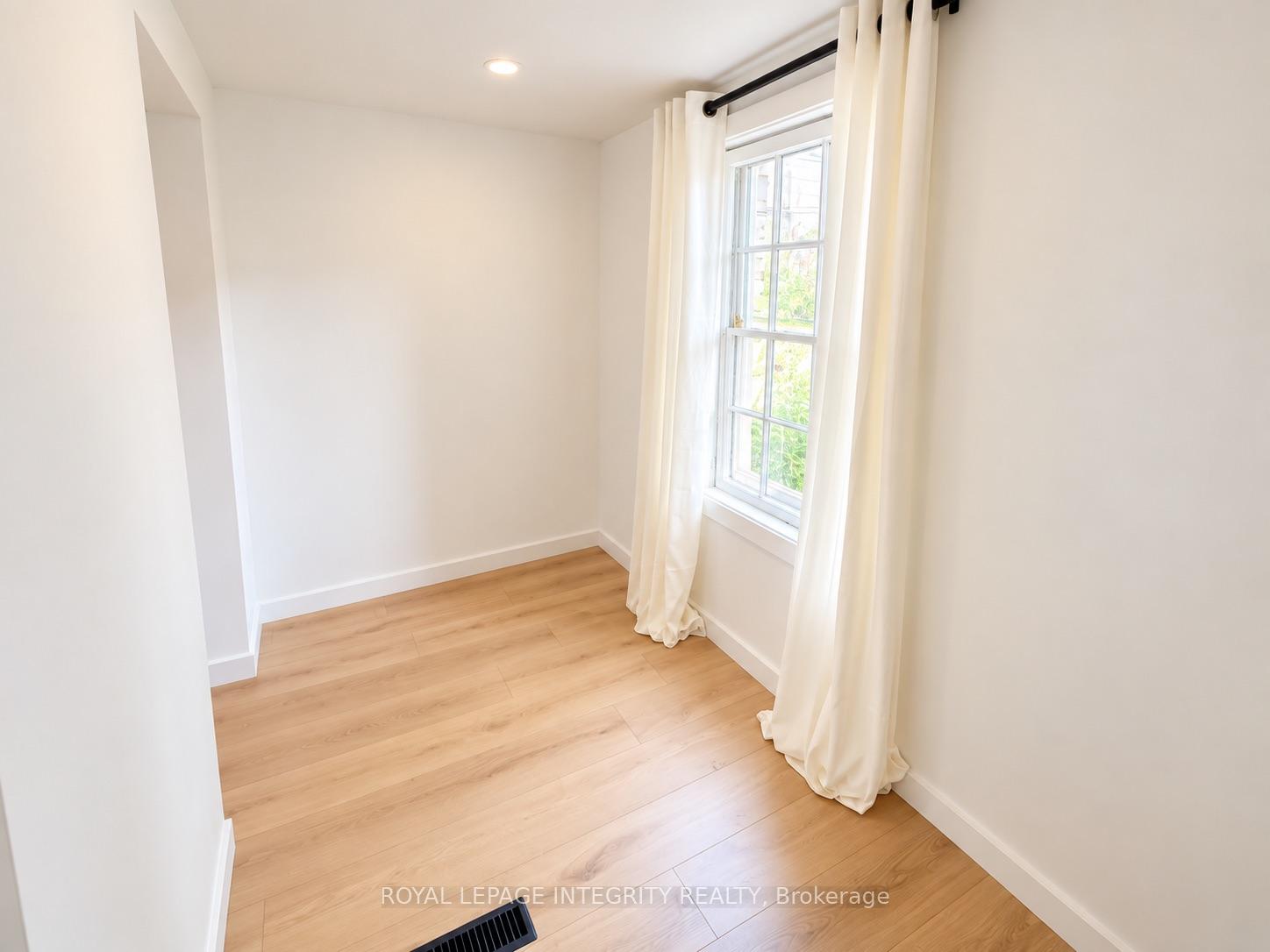 Photo 20 of 920 Gladstone Avenue, Ottawa, West Centre Town — HOMEH