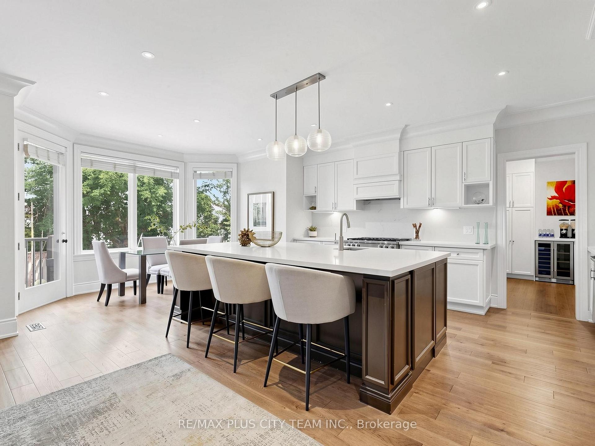 Photo 10 of 208 Carmichael Avenue, Toronto, Bedford Park-Nortown — HOMEH