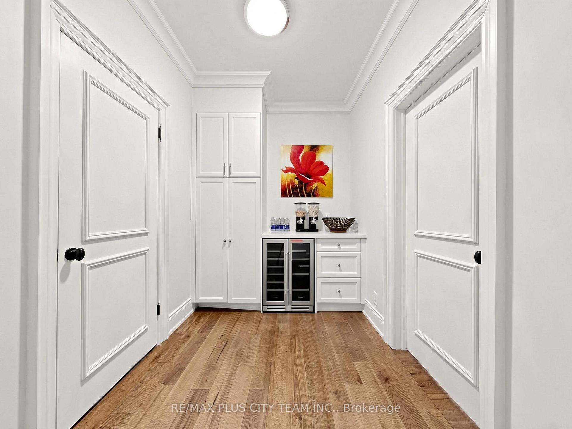 Photo 12 of 208 Carmichael Avenue, Toronto, Bedford Park-Nortown — HOMEH