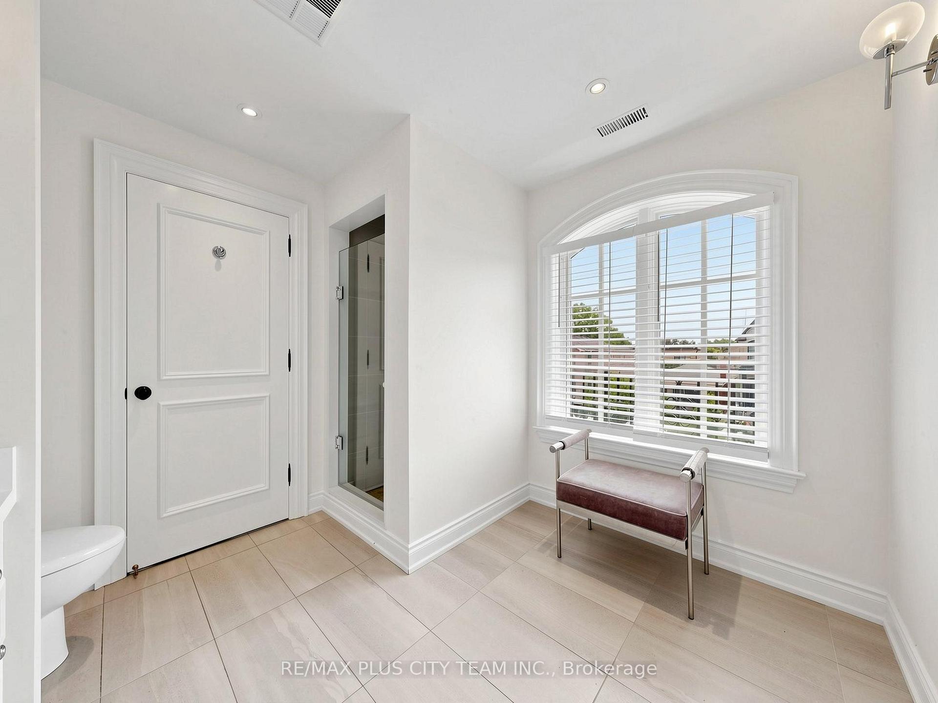 Photo 27 of 208 Carmichael Avenue, Toronto, Bedford Park-Nortown — HOMEH