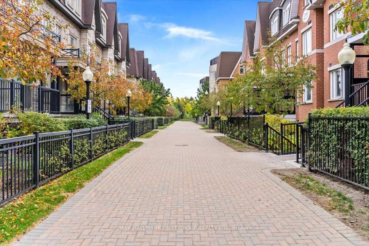 Photo 2 of Unit 102, 320 John Street, Markham, Aileen-Willowbrook — HOMEH