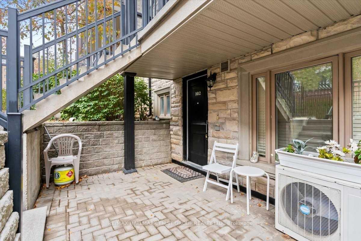 Photo 4 of Unit 102, 320 John Street, Markham, Aileen-Willowbrook — HOMEH