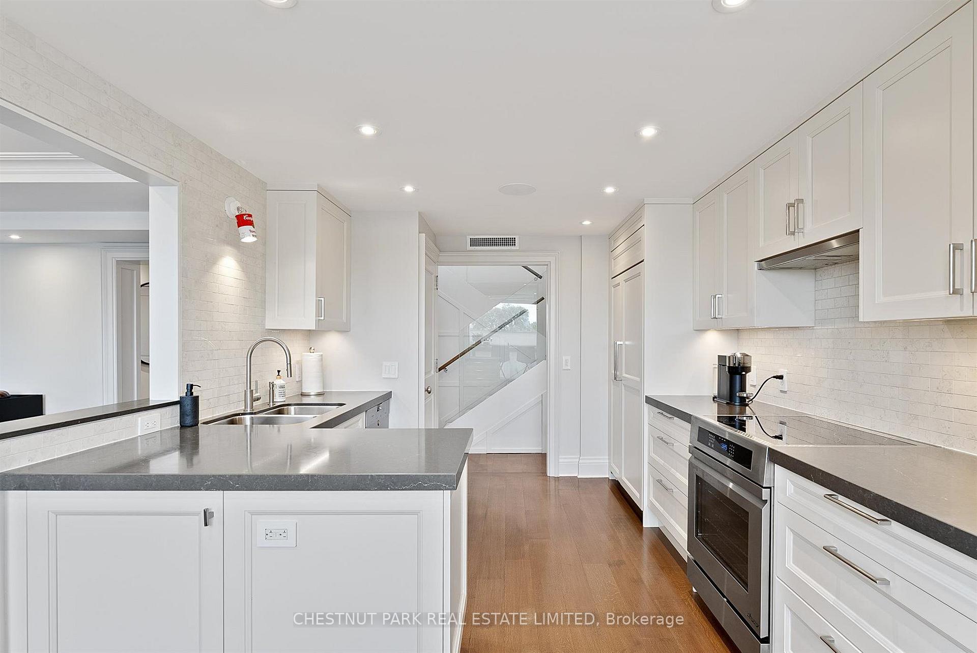 Photo 7 of Unit 706, 1818 Bayview Avenue, Toronto, Mount Pleasant East — HOMEH