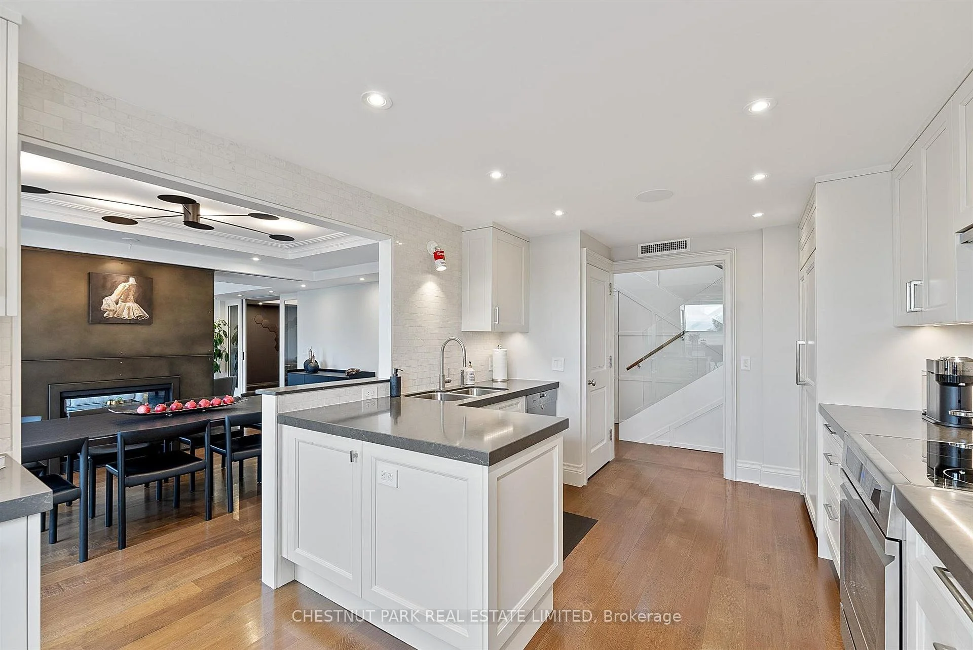 Photo 11 of Unit 706, 1818 Bayview Avenue, Toronto, Mount Pleasant East — HOMEH