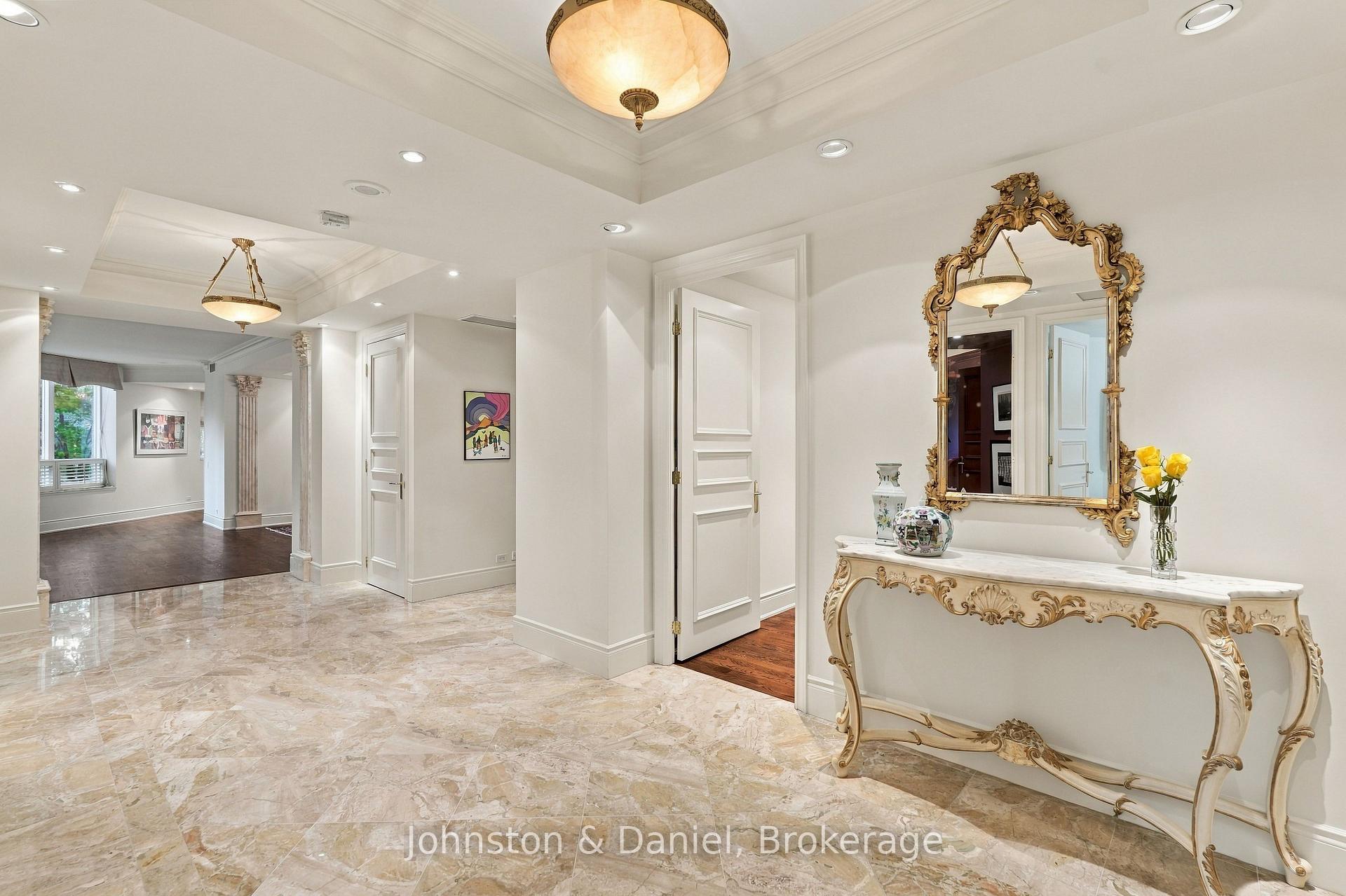 Photo 6 of Unit 729, 3600 Yonge Street, Toronto, Bedford Park-Nortown — HOMEH