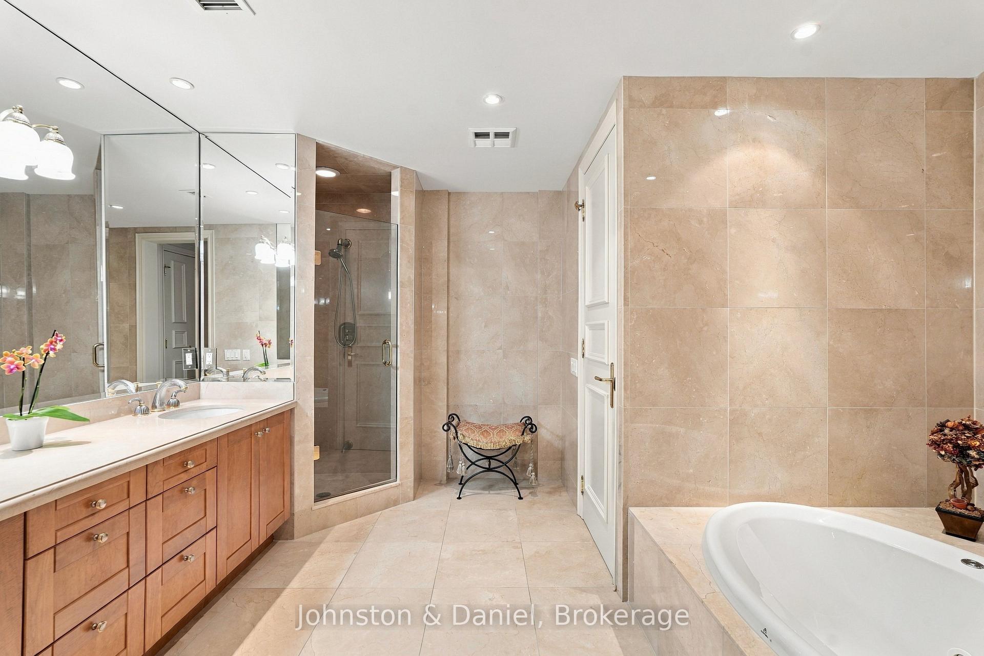 Photo 32 of Unit 729, 3600 Yonge Street, Toronto, Bedford Park-Nortown — HOMEH