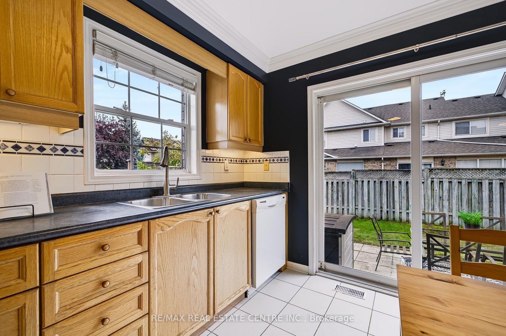 Photo 12 of 1630 Cartwright Crescent, Milton, Clarke — HOMEH