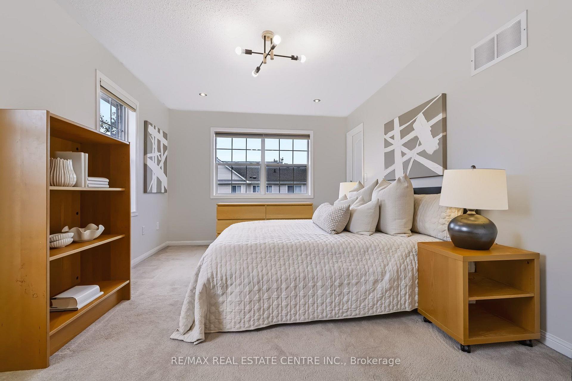 Photo 18 of 1630 Cartwright Crescent, Milton, Clarke — HOMEH