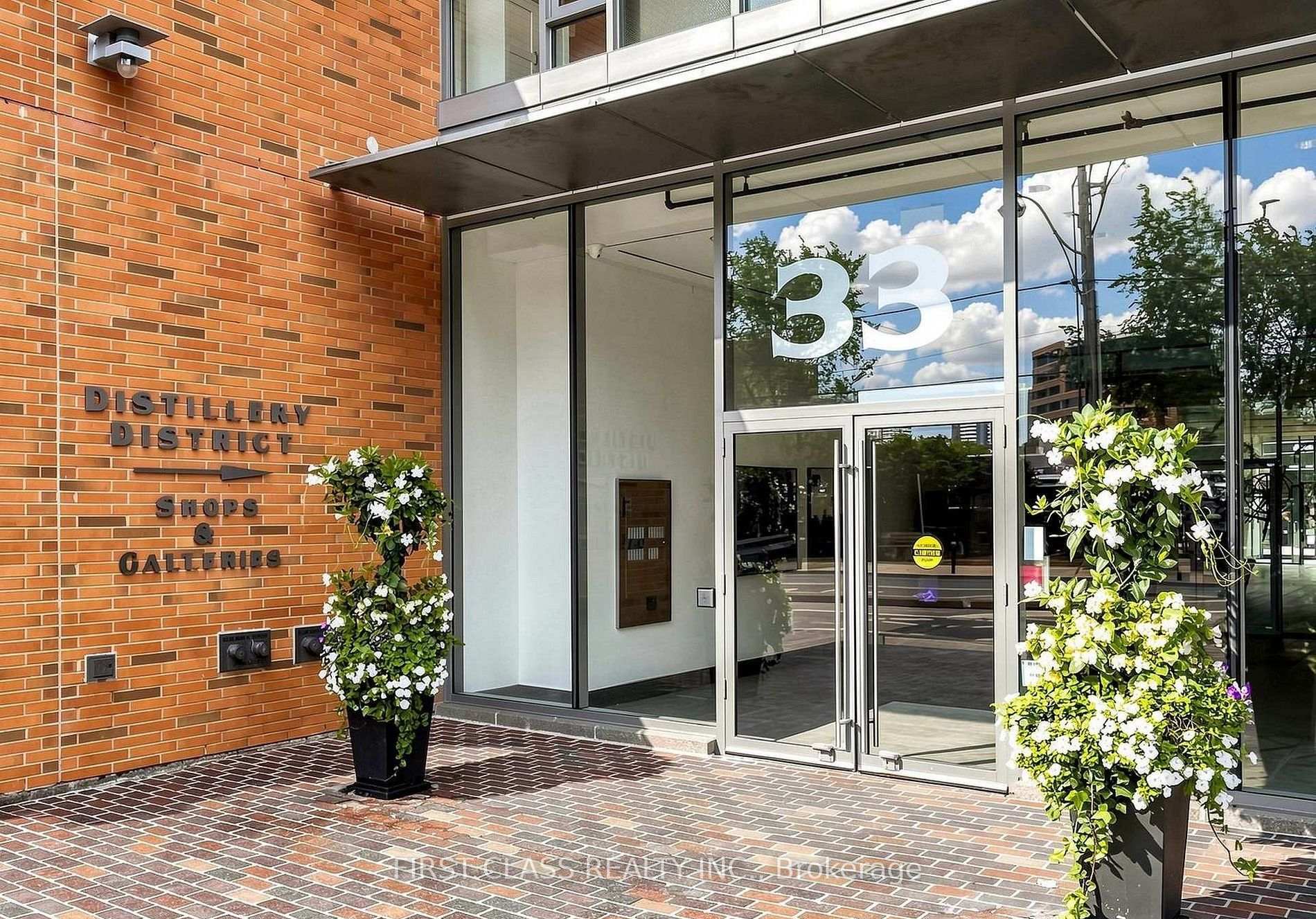 Photo 3 of Unit 503, 33 Mill Street, Toronto, Waterfront Communities — HOMEH