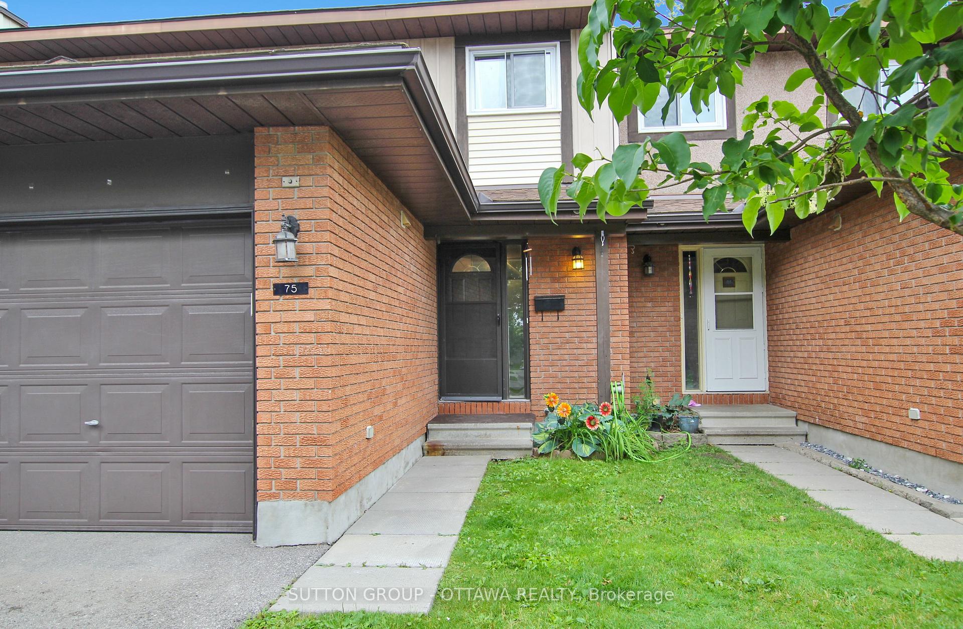 Photo 2 of 75 Clarkson Crescent, Ottawa, Kanata - Katimavik — HOMEH