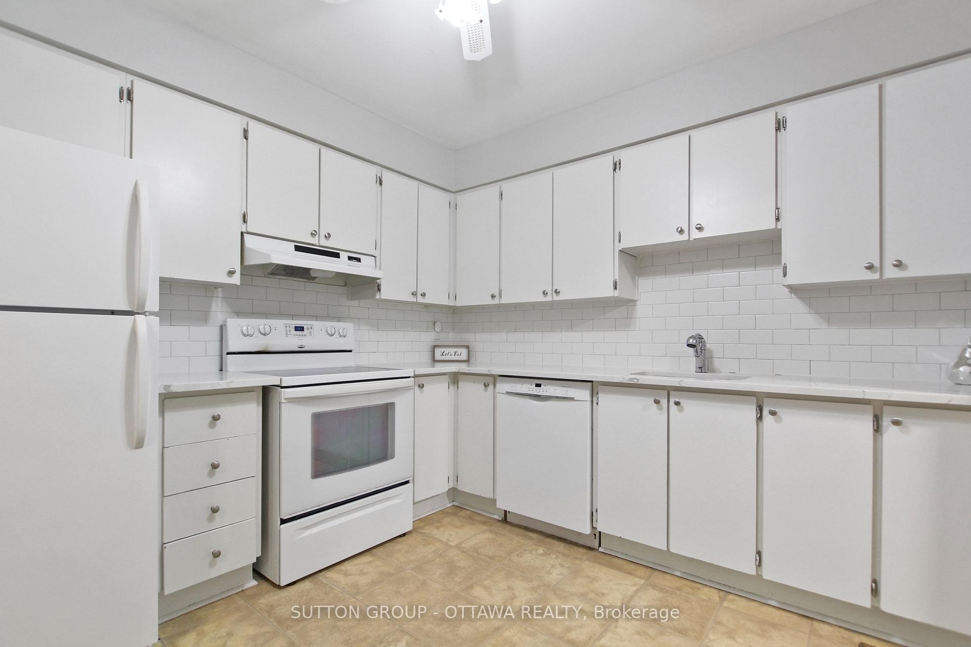 Photo 7 of 75 Clarkson Crescent, Ottawa, Kanata - Katimavik — HOMEH