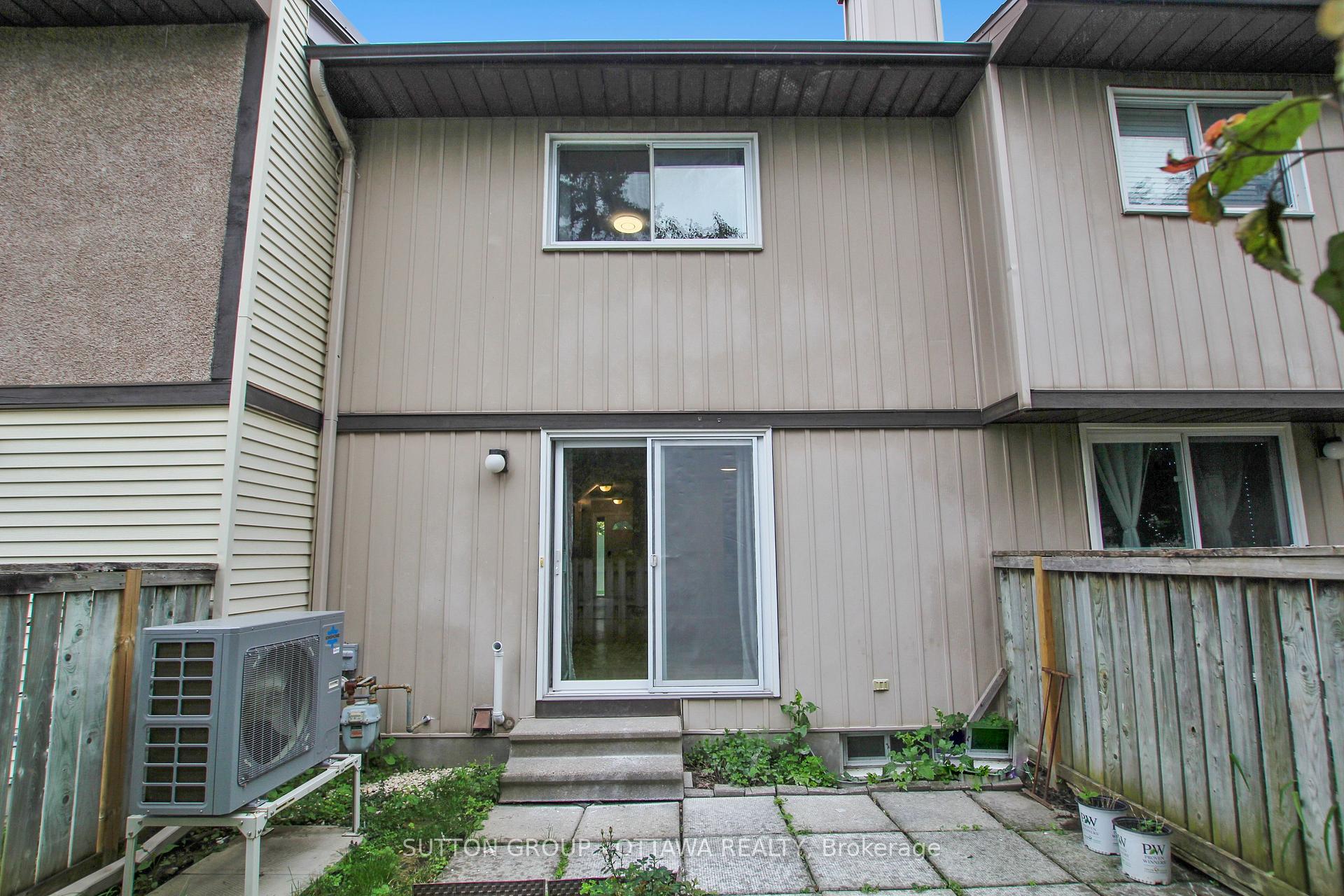 Photo 36 of 75 Clarkson Crescent, Ottawa, Kanata - Katimavik — HOMEH