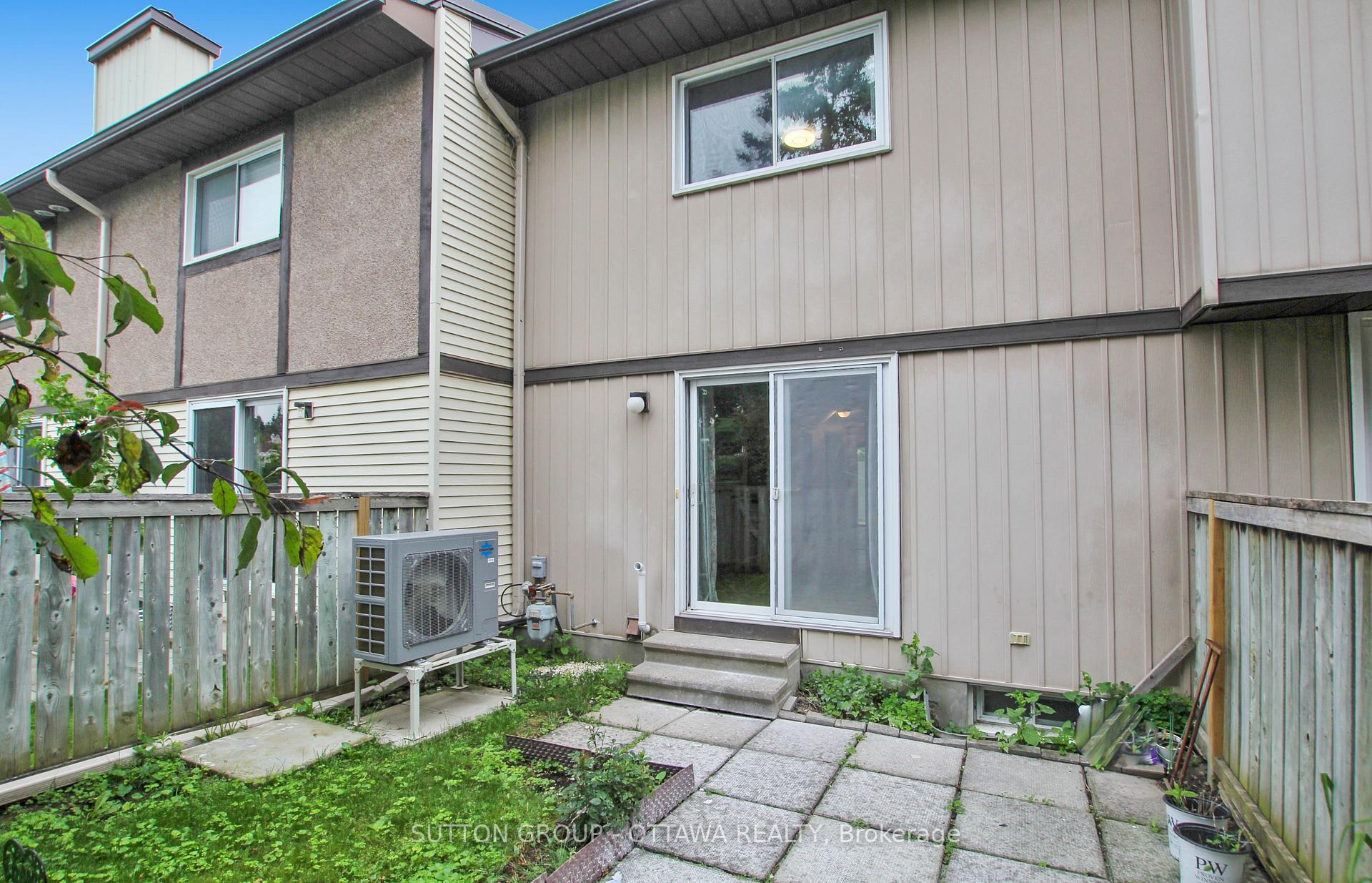 Photo 37 of 75 Clarkson Crescent, Ottawa, Kanata - Katimavik — HOMEH