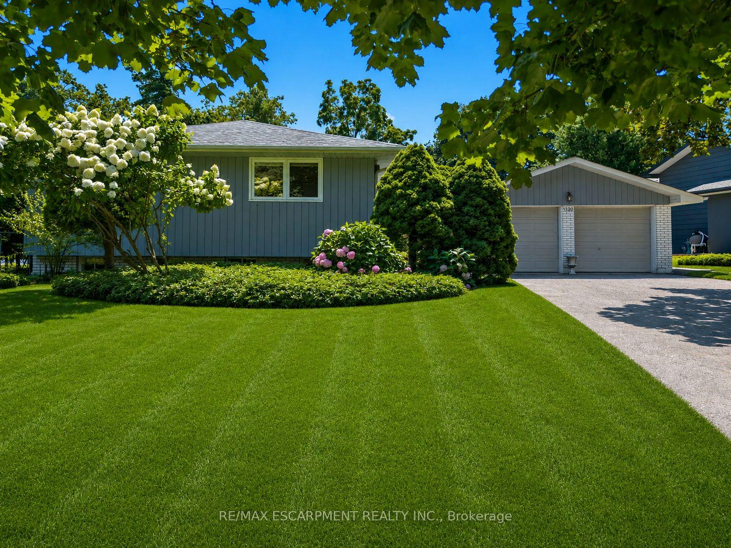 Photo 1 of 1320 Gatehouse Drive, Mississauga, Clarkson — HOMEH