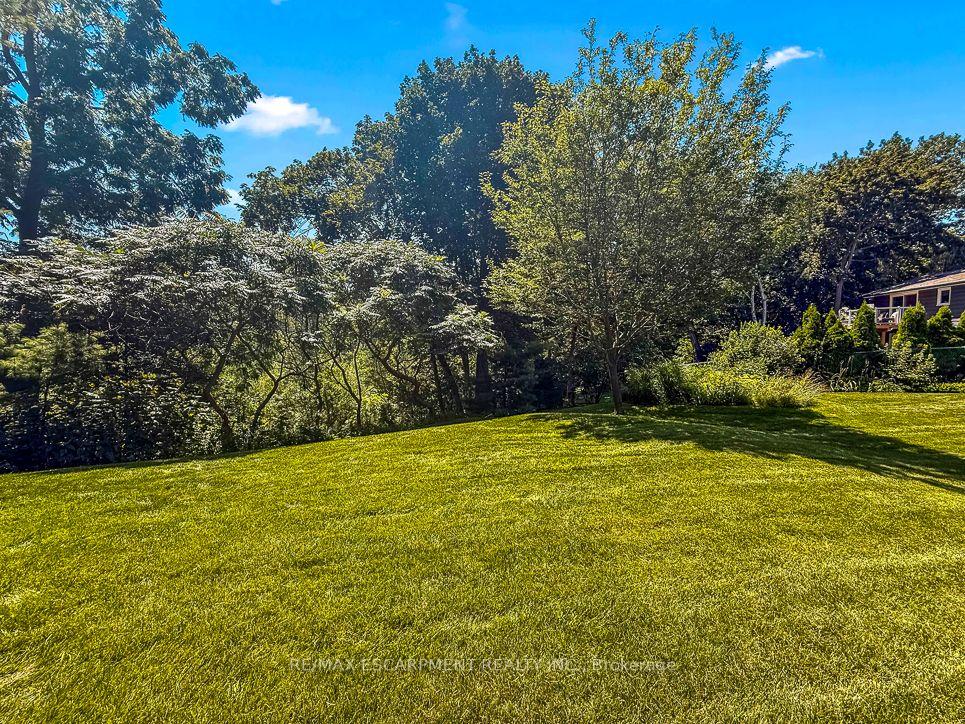 Photo 35 of 1320 Gatehouse Drive, Mississauga, Clarkson — HOMEH