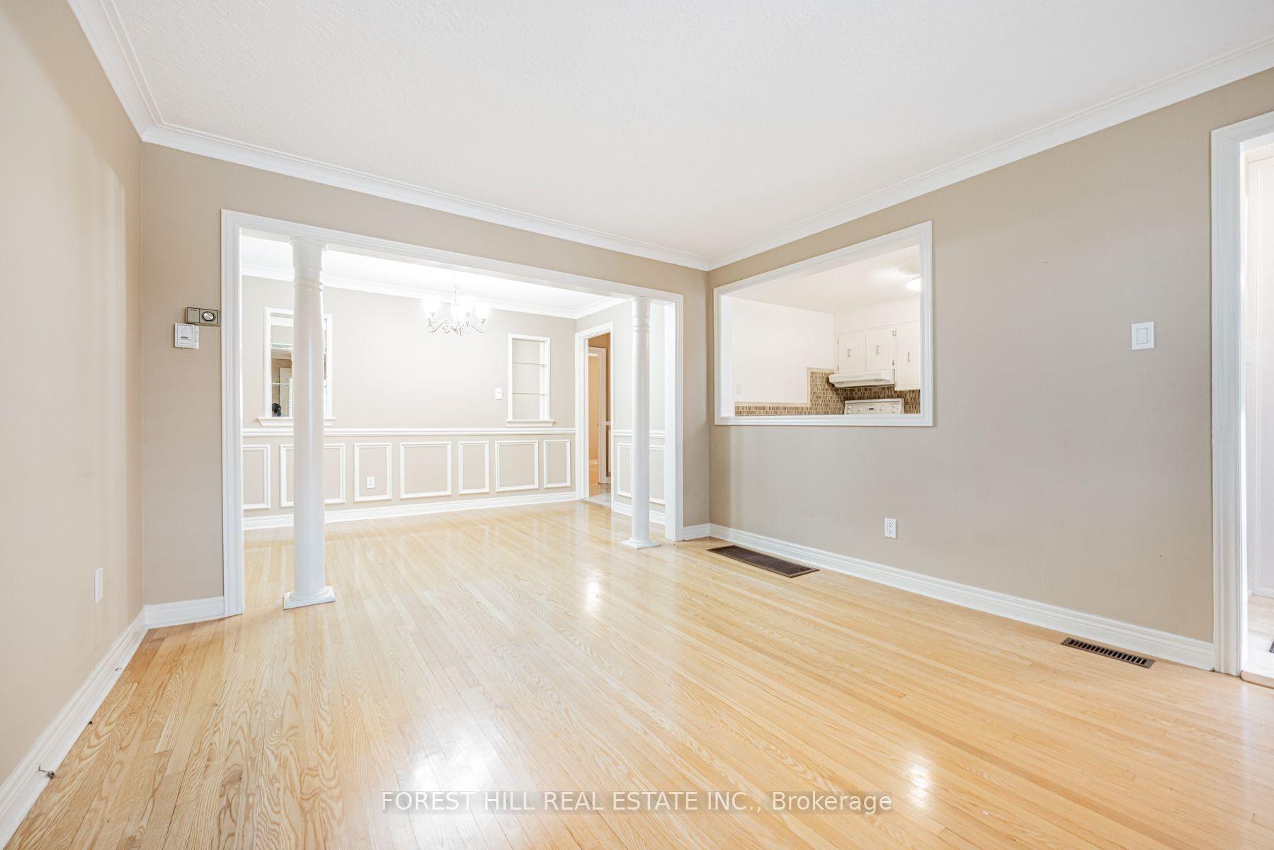 Photo 8 of 159 Spalding Road, North York, Downsview-Roding-CFB — HOMEH