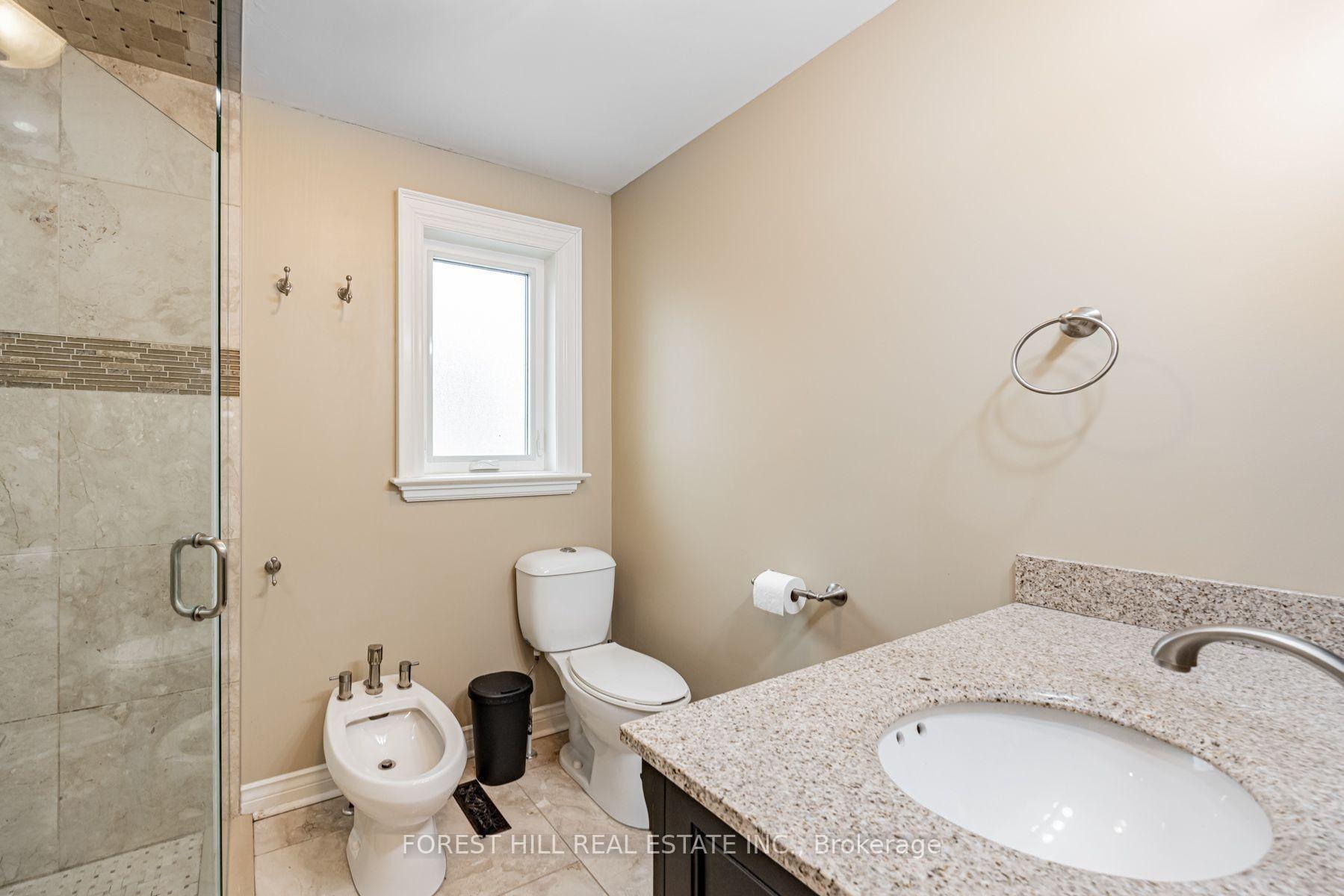 Photo 18 of 159 Spalding Road, North York, Downsview-Roding-CFB — HOMEH