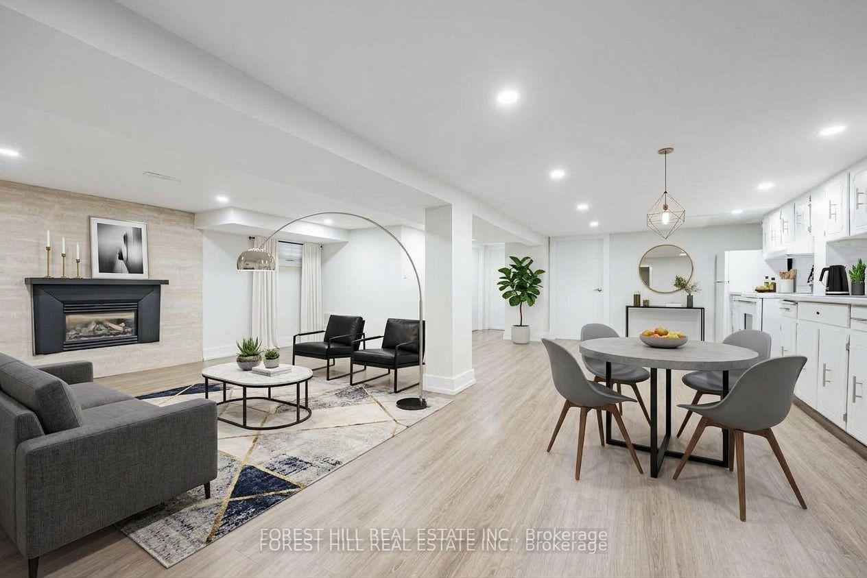 Photo 25 of 159 Spalding Road, North York, Downsview-Roding-CFB — HOMEH